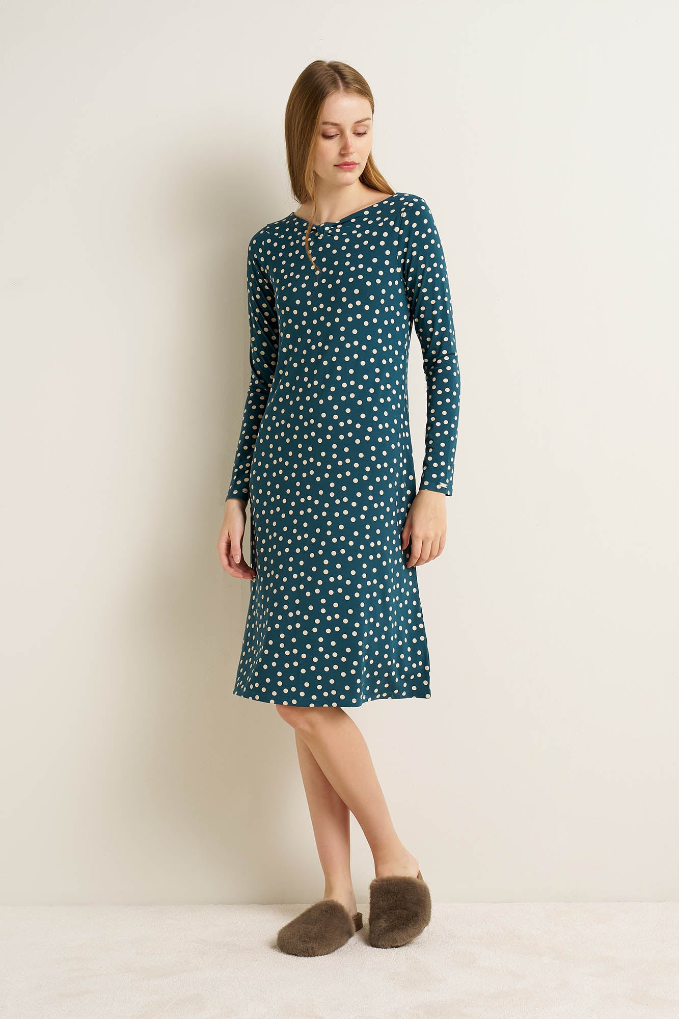 https://assets.vampfashion.com/SOFTONE_TMP_IMAGES/2_0018265571.jpg