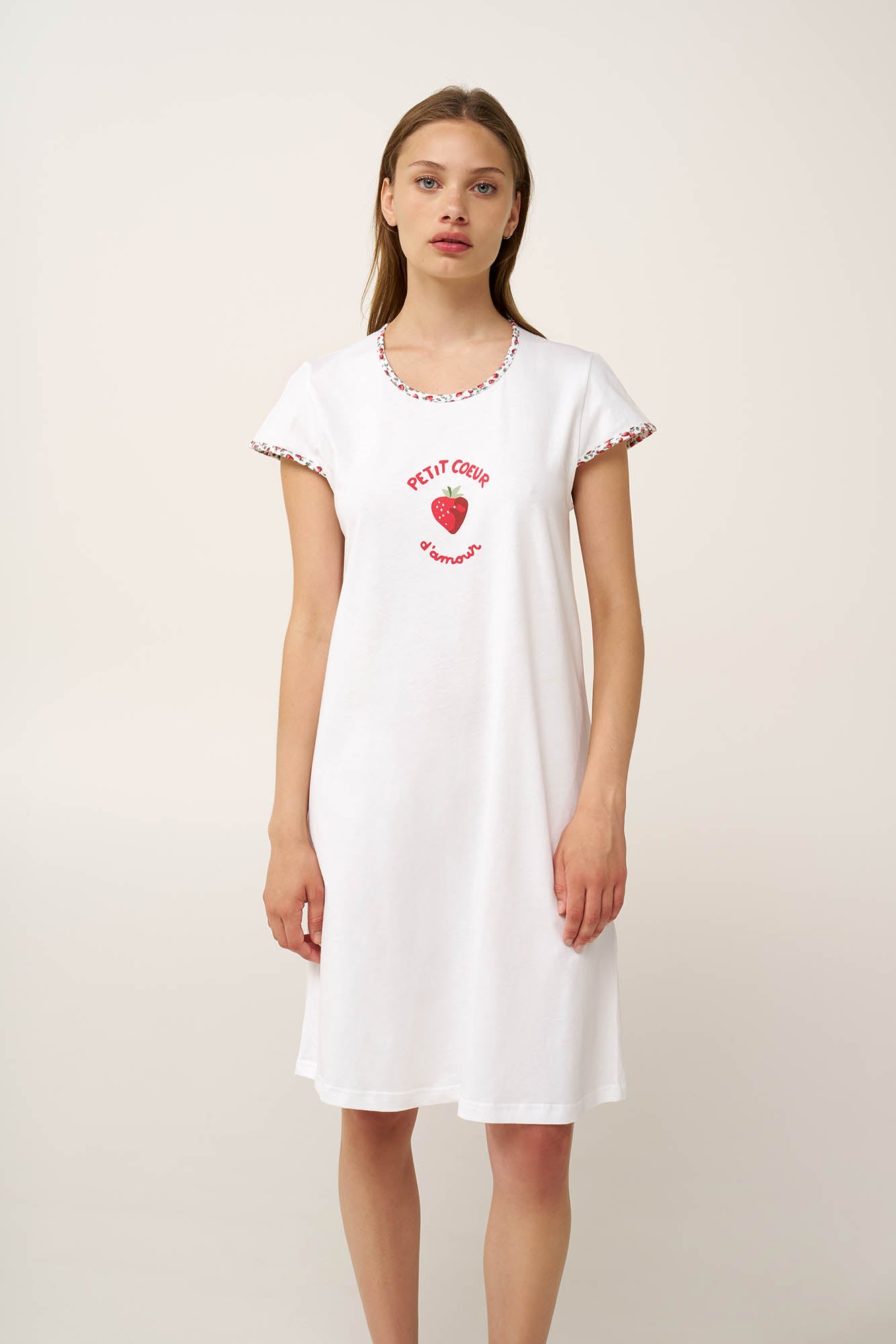 https://assets.vampfashion.com/SOFTONE_TMP_IMAGES/2_0020307640.jpg