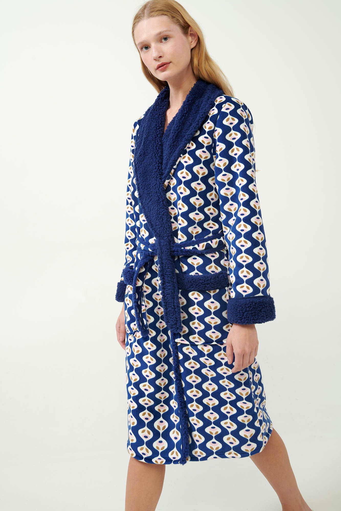 https://assets.vampfashion.com/SOFTONE_TMP_IMAGES/2_0036698770.jpg