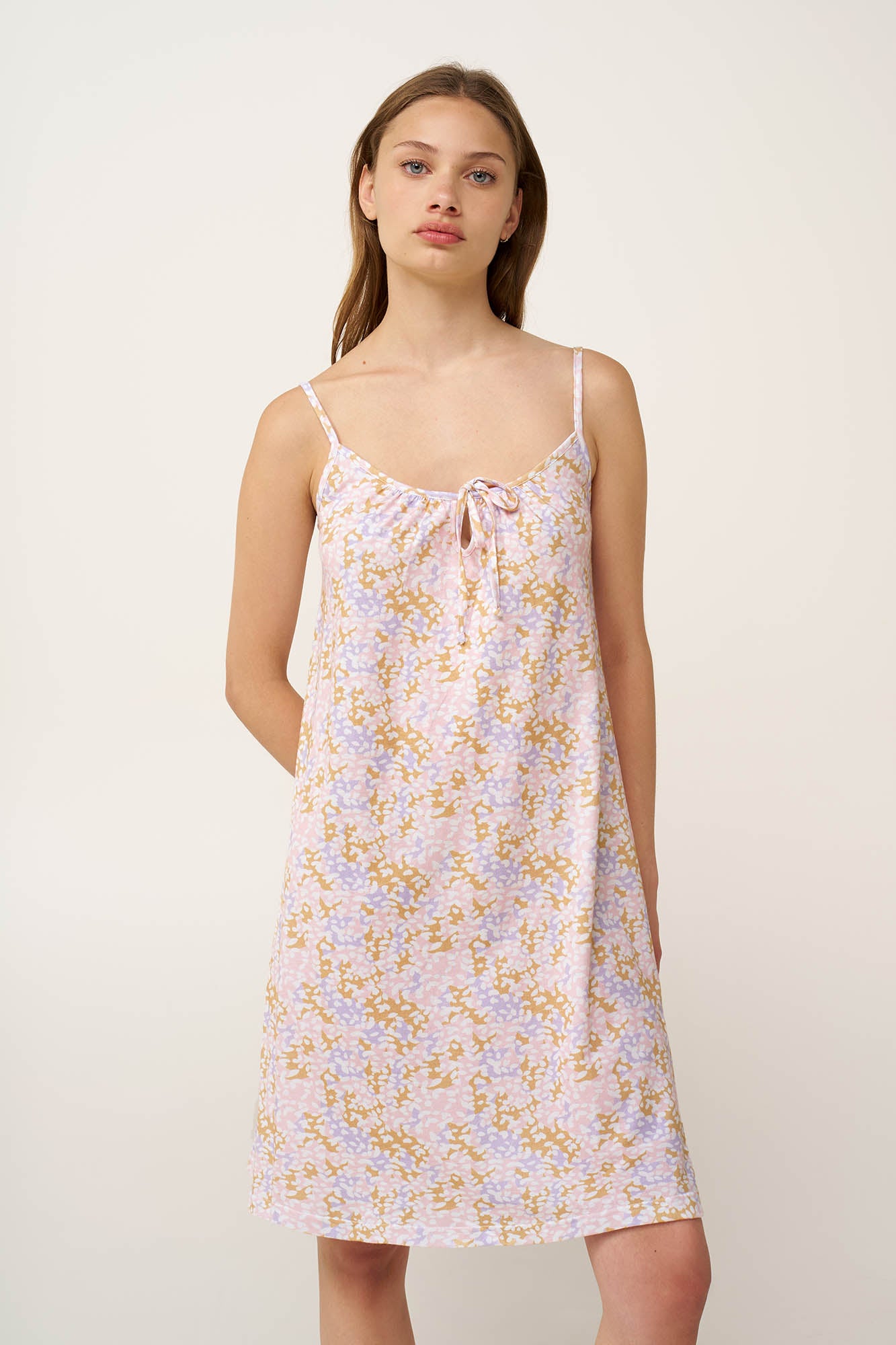 https://assets.vampfashion.com/SOFTONE_TMP_IMAGES/2_0039213099.jpg
