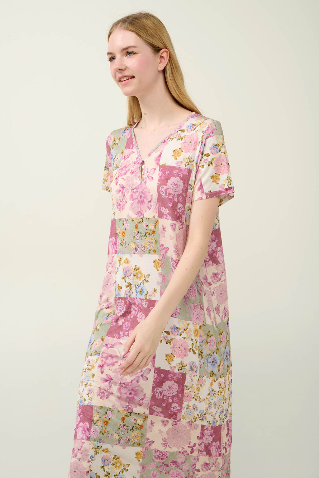 https://assets.vampfashion.com/SOFTONE_TMP_IMAGES/2_0058798324.jpg