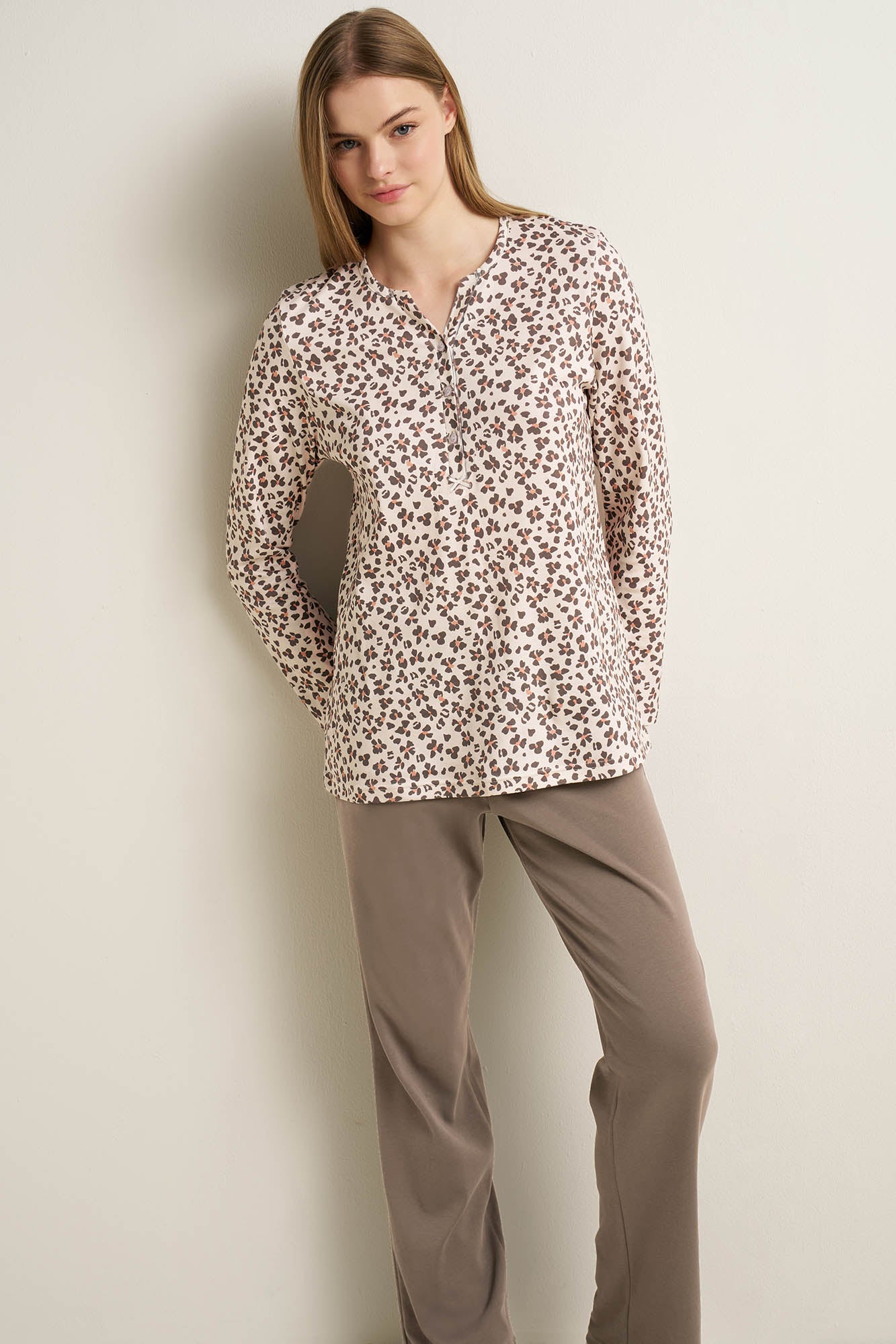 https://assets.vampfashion.com/SOFTONE_TMP_IMAGES/2_0074267104.jpg