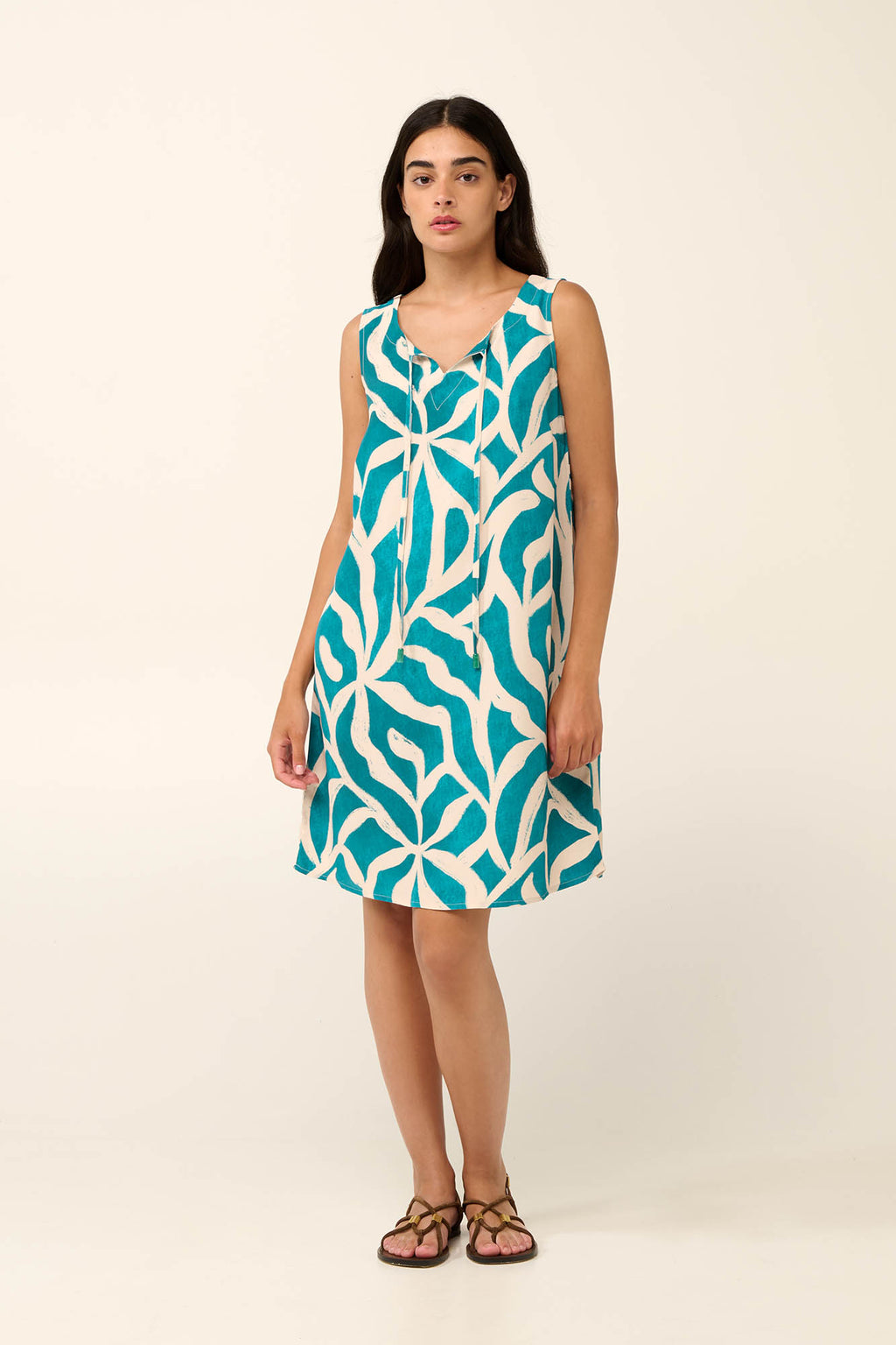 https://assets.vampfashion.com/SOFTONE_TMP_IMAGES/2_0083485966.jpg