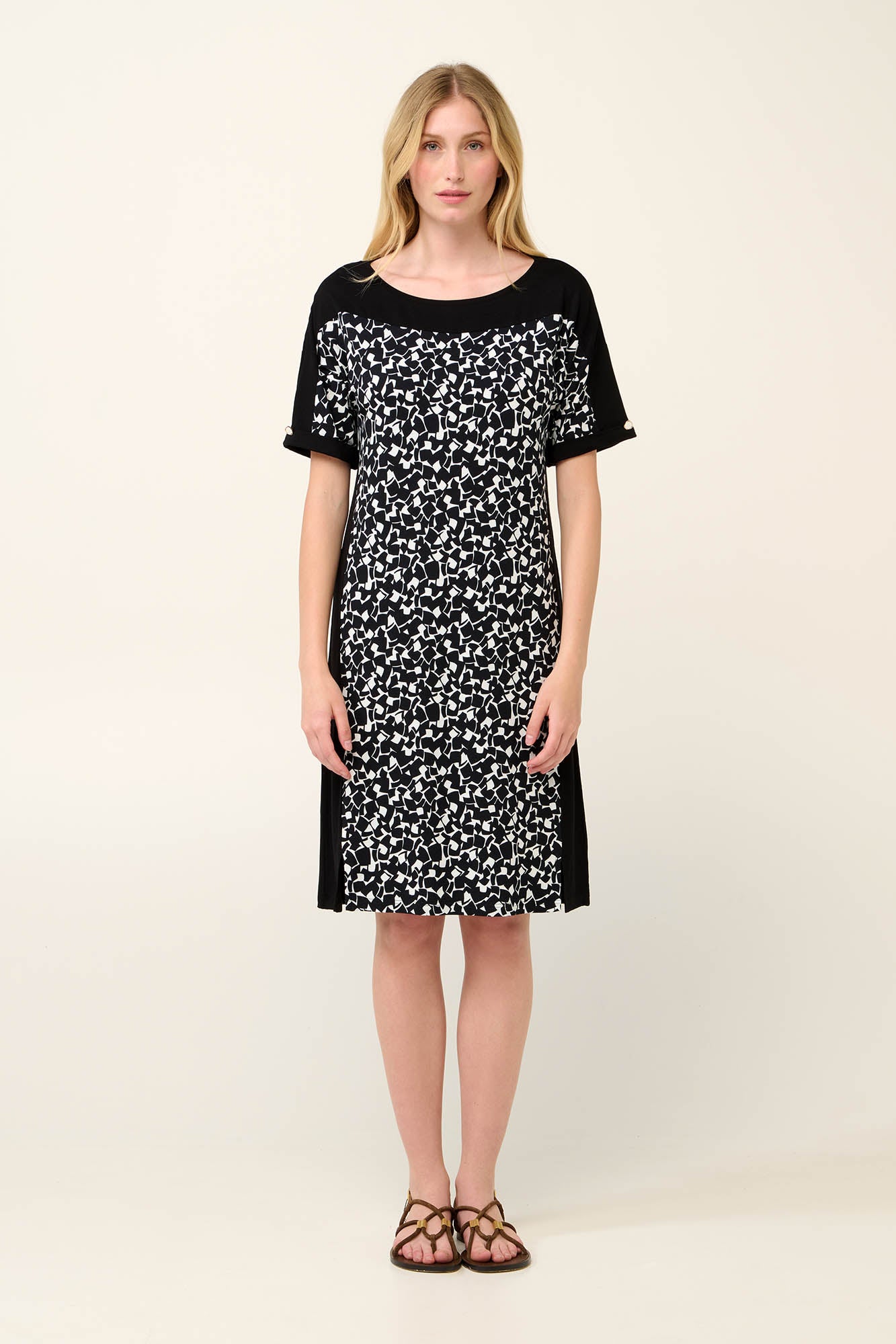 https://assets.vampfashion.com/SOFTONE_TMP_IMAGES/2_0098310716.jpg