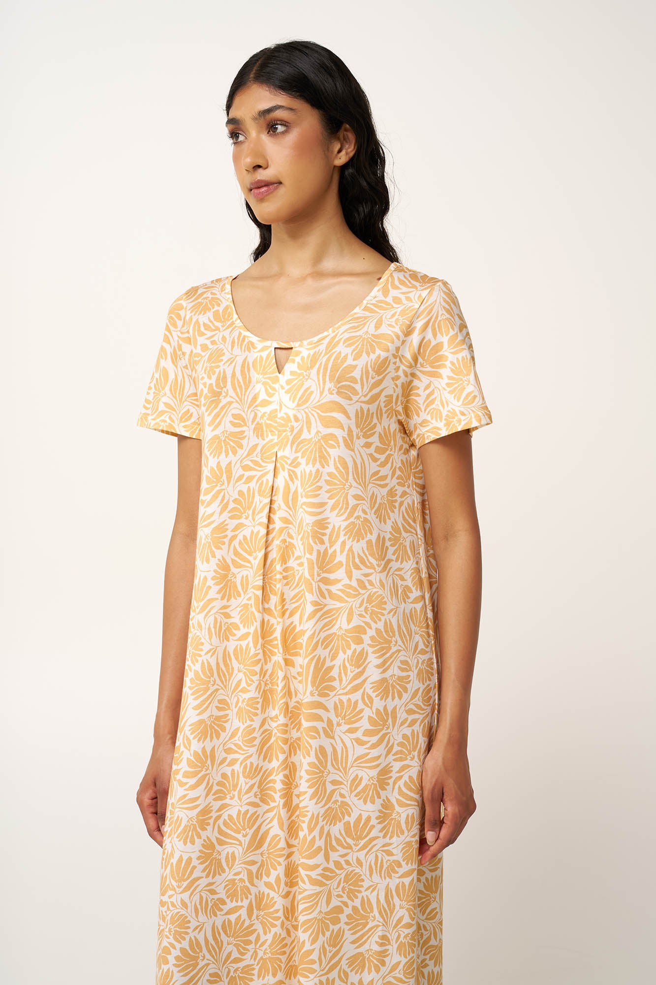 https://assets.vampfashion.com/SOFTONE_TMP_IMAGES/2_0124134115.jpg