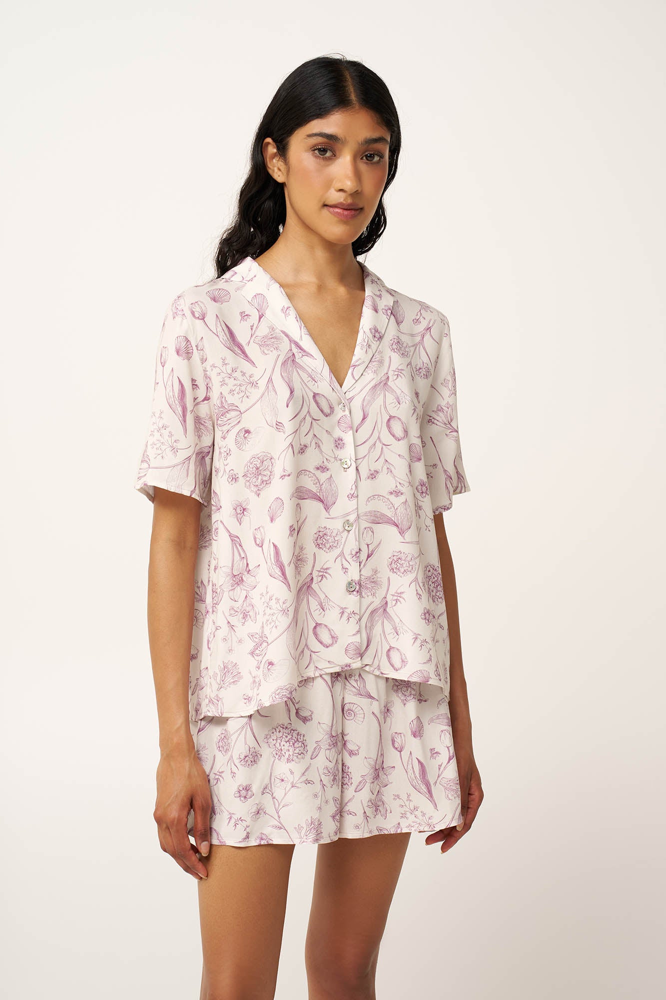 https://assets.vampfashion.com/SOFTONE_TMP_IMAGES/2_0124382484.jpg