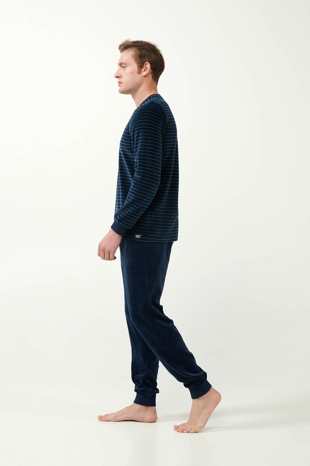 https://assets.vampfashion.com/SOFTONE_TMP_IMAGES/2_0138841513.jpg