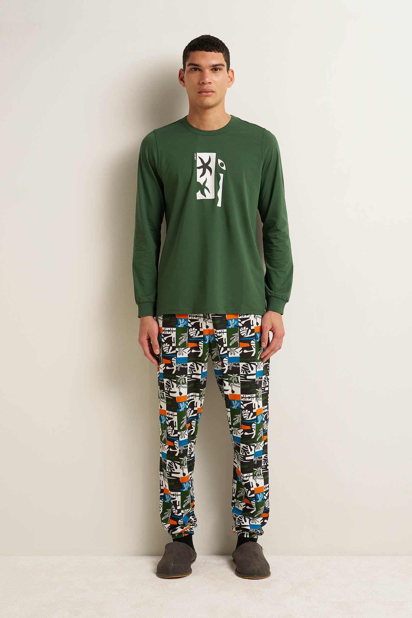 https://assets.vampfashion.com/SOFTONE_TMP_IMAGES/2_0145667783.jpg