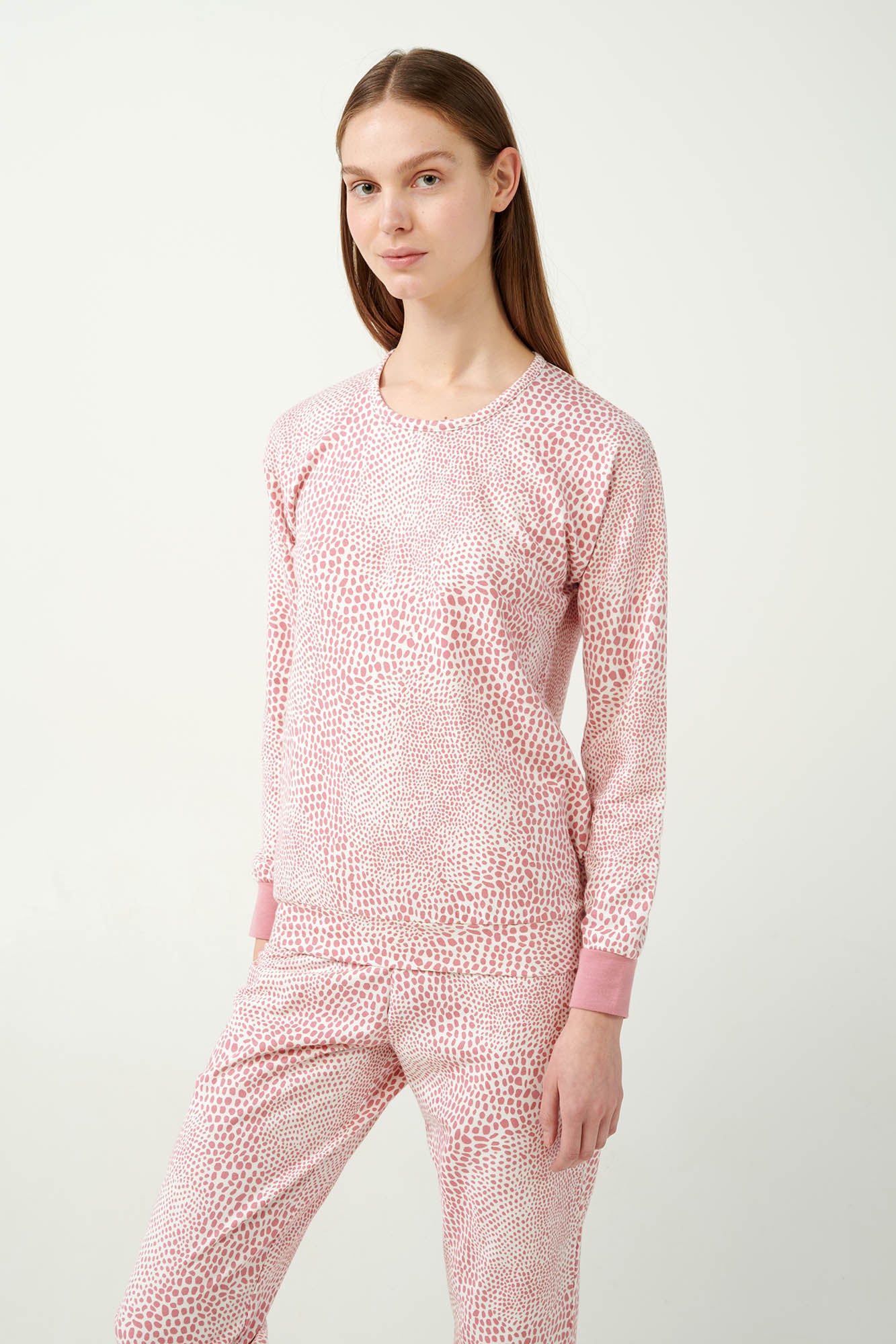 https://assets.vampfashion.com/SOFTONE_TMP_IMAGES/2_0146052321.jpg
