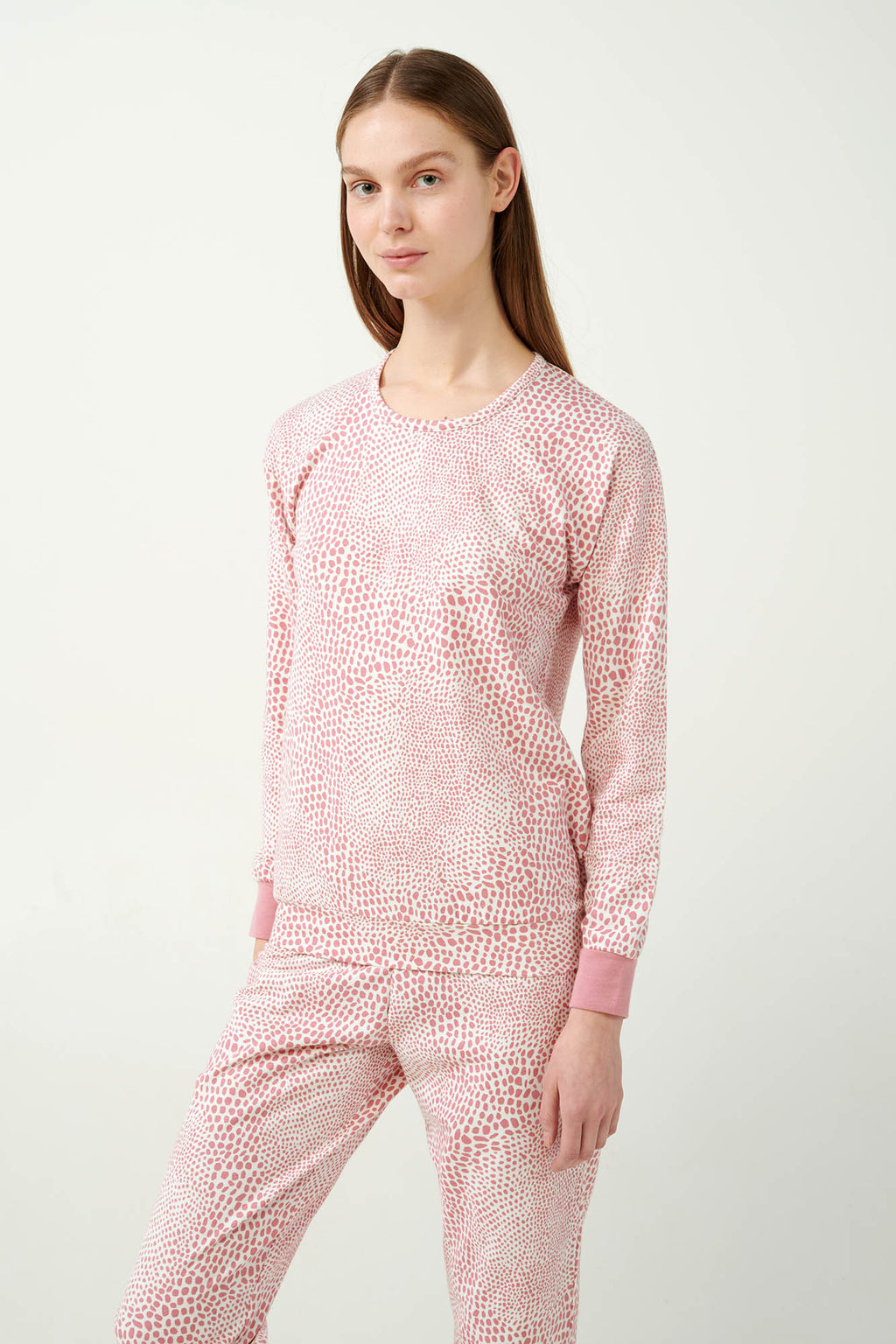 https://assets.vampfashion.com/SOFTONE_TMP_IMAGES/2_0146052321.jpg