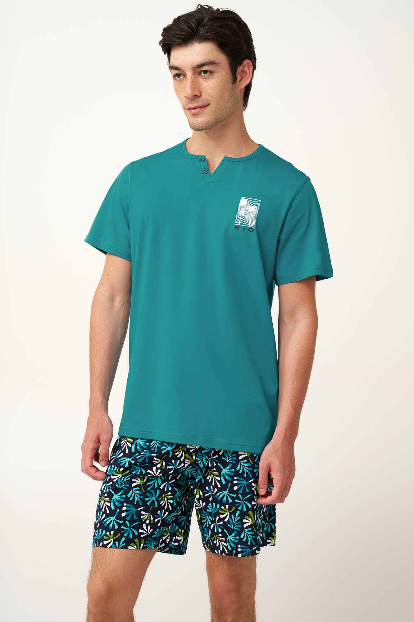 https://assets.vampfashion.com/SOFTONE_TMP_IMAGES/2_0149857812.jpg