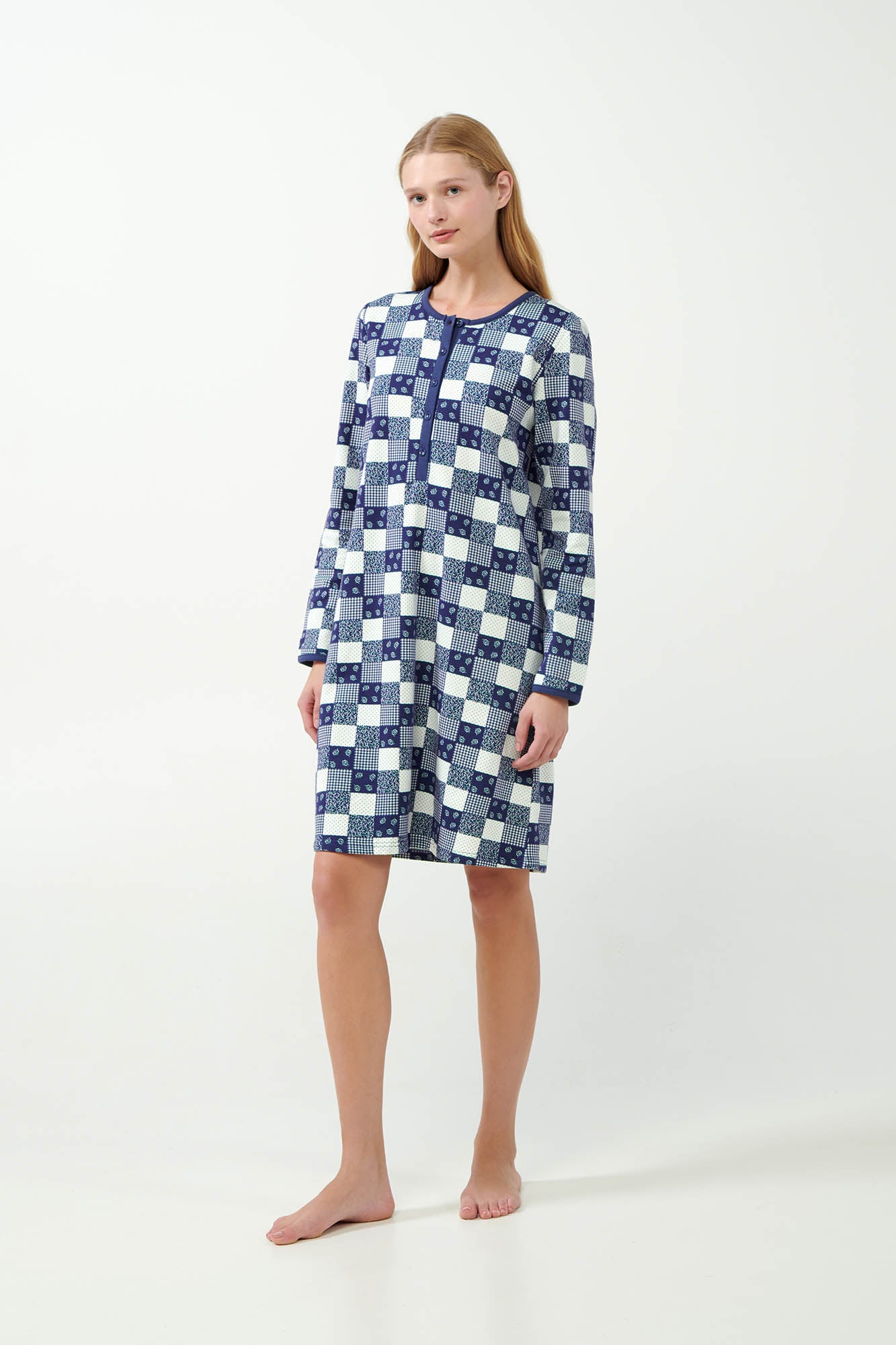 https://assets.vampfashion.com/SOFTONE_TMP_IMAGES/2_0151251961.jpg