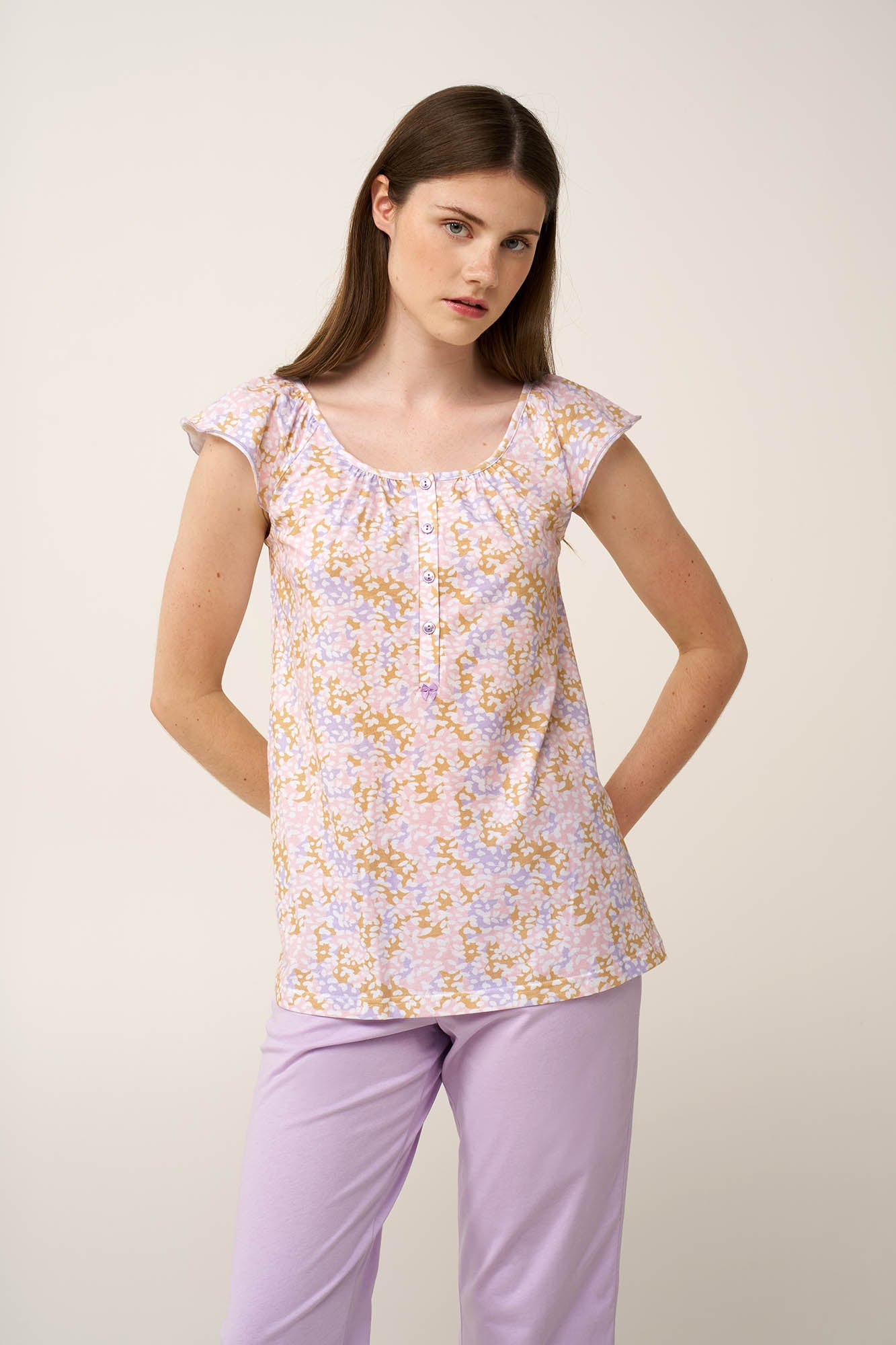 https://assets.vampfashion.com/SOFTONE_TMP_IMAGES/2_0159724085.jpg