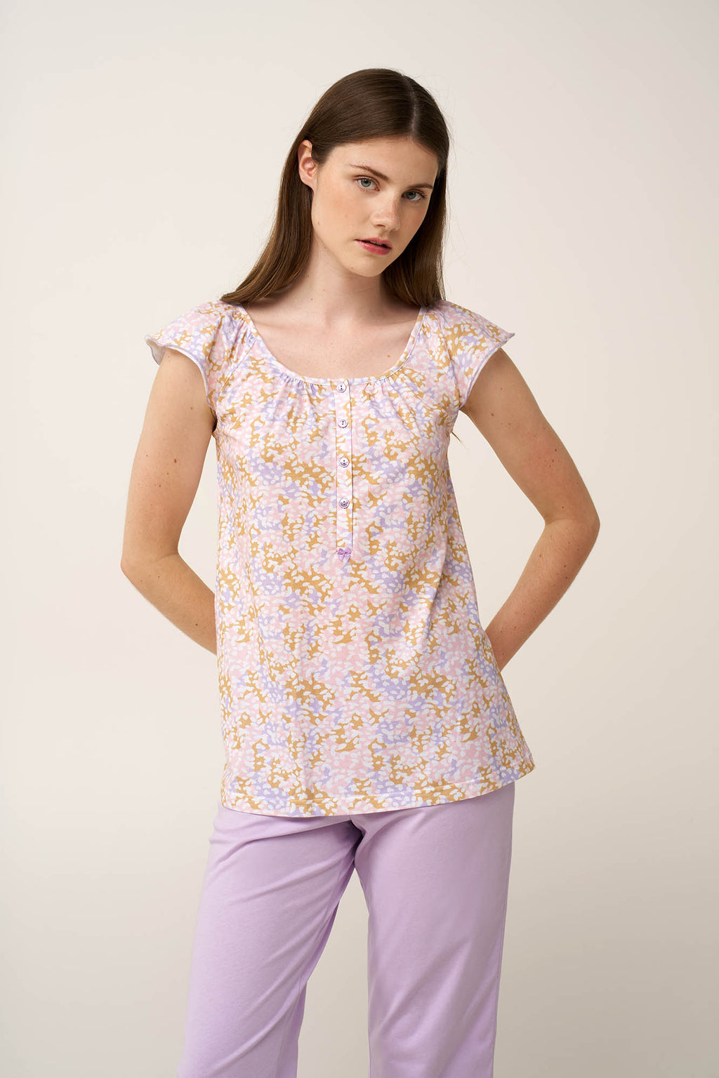 https://assets.vampfashion.com/SOFTONE_TMP_IMAGES/2_0159724085.jpg