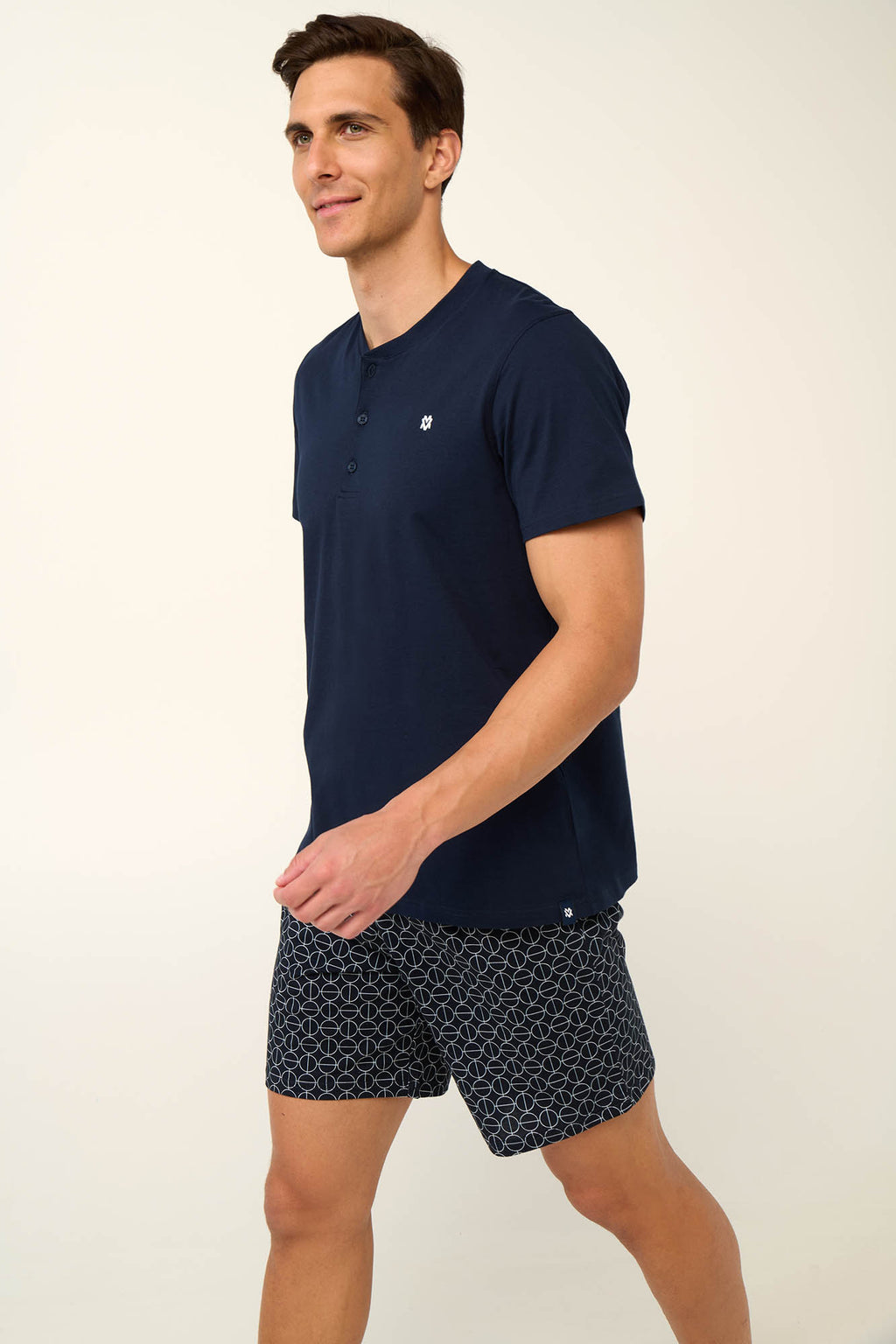 https://assets.vampfashion.com/SOFTONE_TMP_IMAGES/2_0176678532.jpg