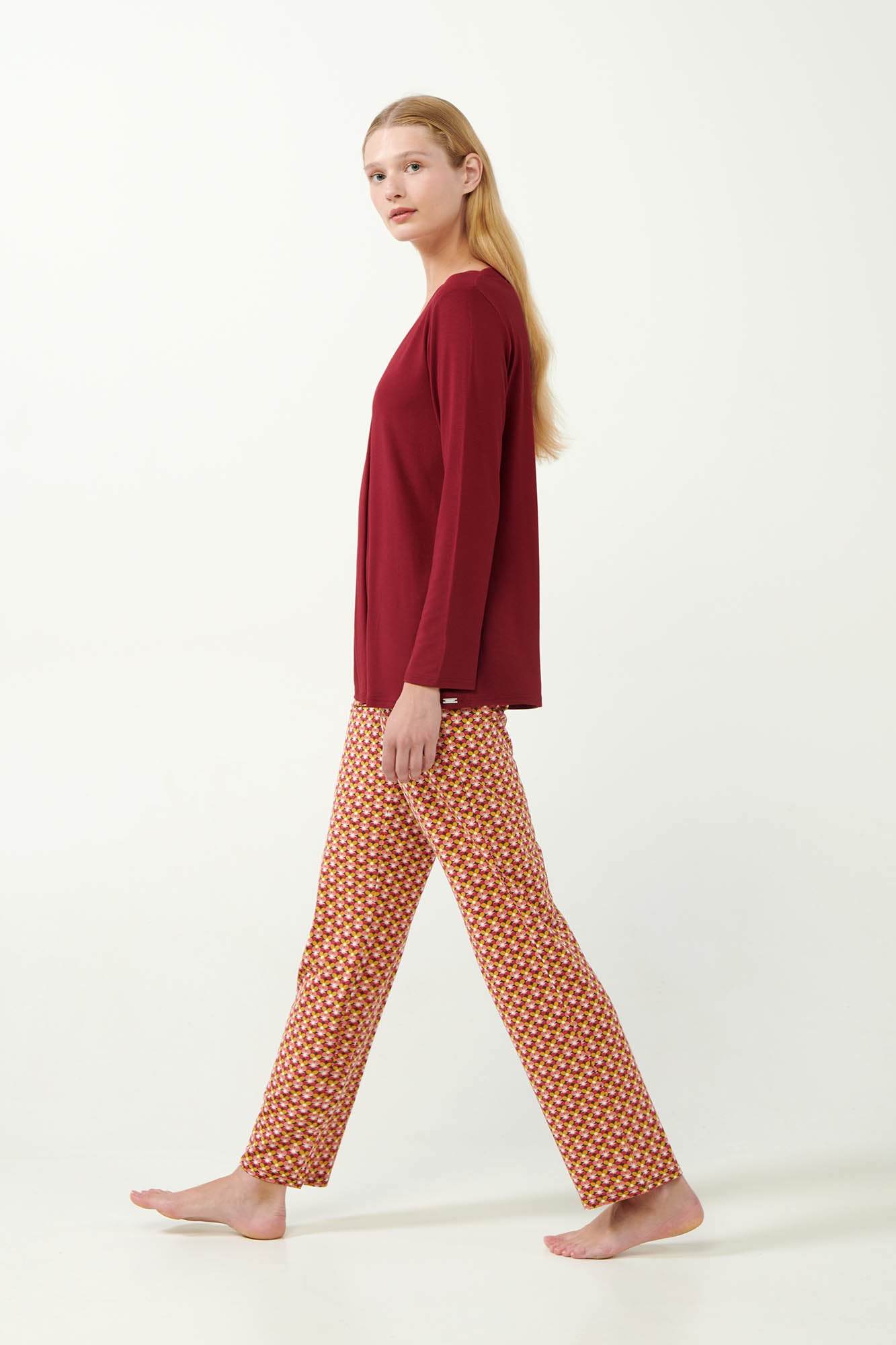 https://assets.vampfashion.com/SOFTONE_TMP_IMAGES/2_0179278022.jpg