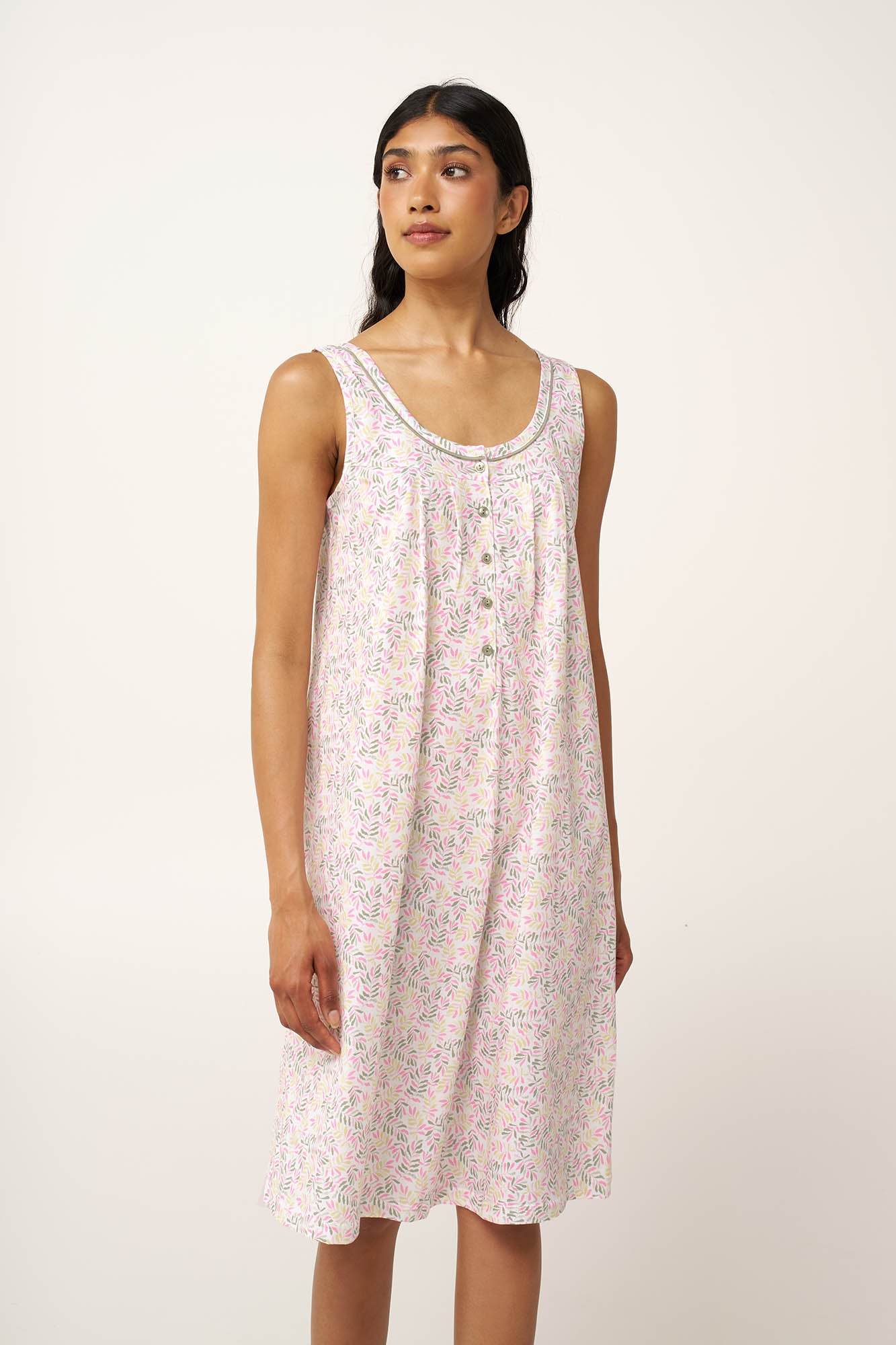 https://assets.vampfashion.com/SOFTONE_TMP_IMAGES/2_0179355125.jpg