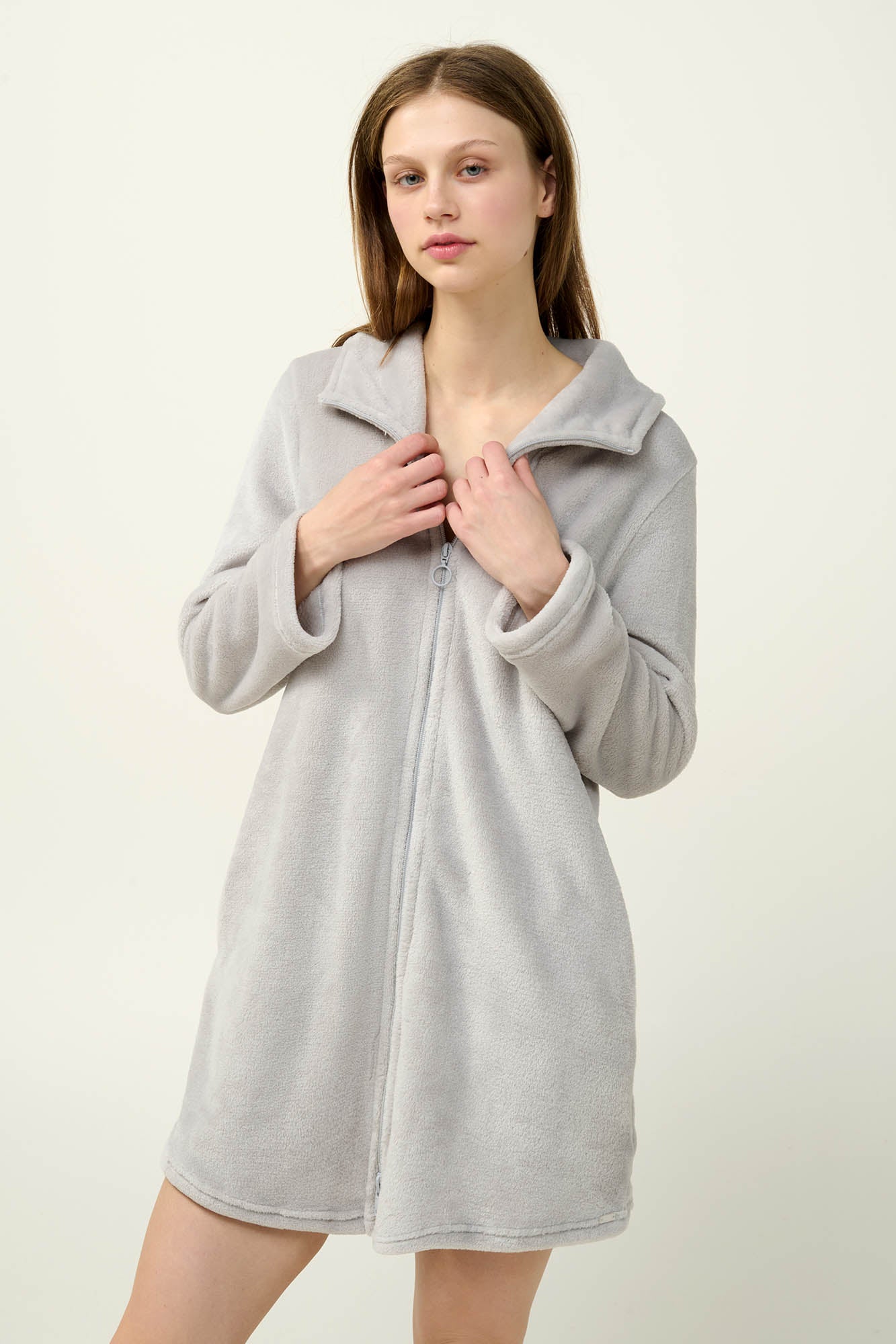 https://assets.vampfashion.com/SOFTONE_TMP_IMAGES/2_0181899737.jpg