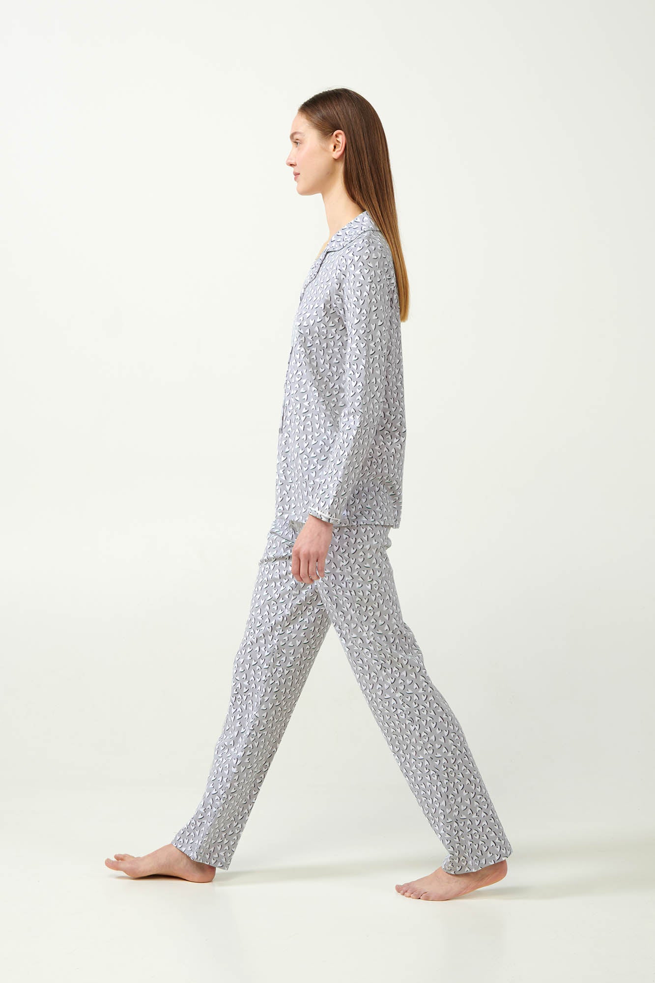 https://assets.vampfashion.com/SOFTONE_TMP_IMAGES/2_0183426568.jpg