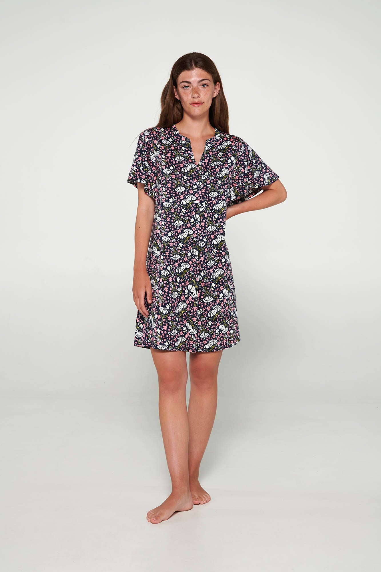 https://assets.vampfashion.com/SOFTONE_TMP_IMAGES/2_0185019226.jpg