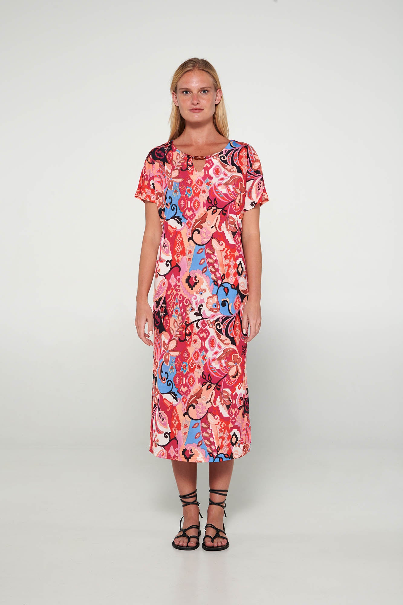 https://assets.vampfashion.com/SOFTONE_TMP_IMAGES/2_0193750233.jpg