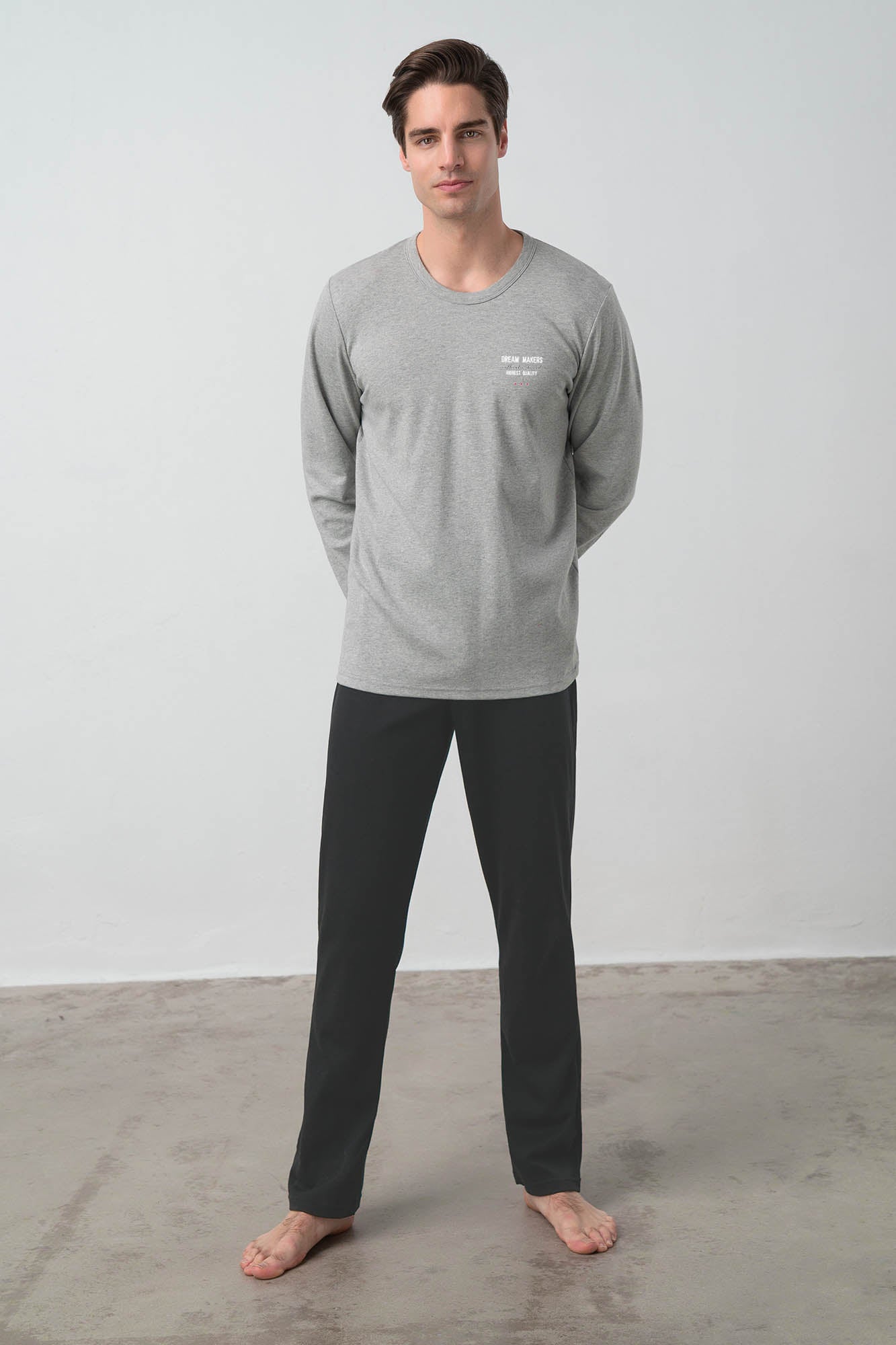 https://assets.vampfashion.com/SOFTONE_TMP_IMAGES/2_0194408528.jpg