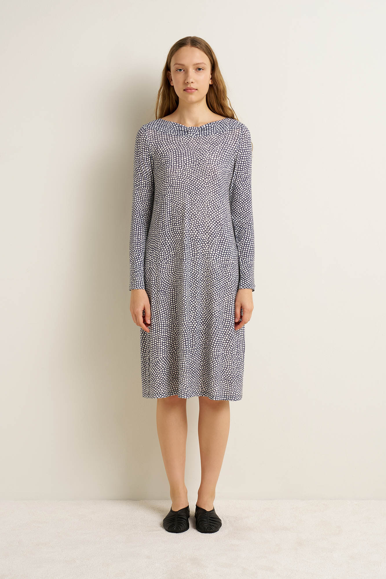 https://assets.vampfashion.com/SOFTONE_TMP_IMAGES/2_0216039965.jpg