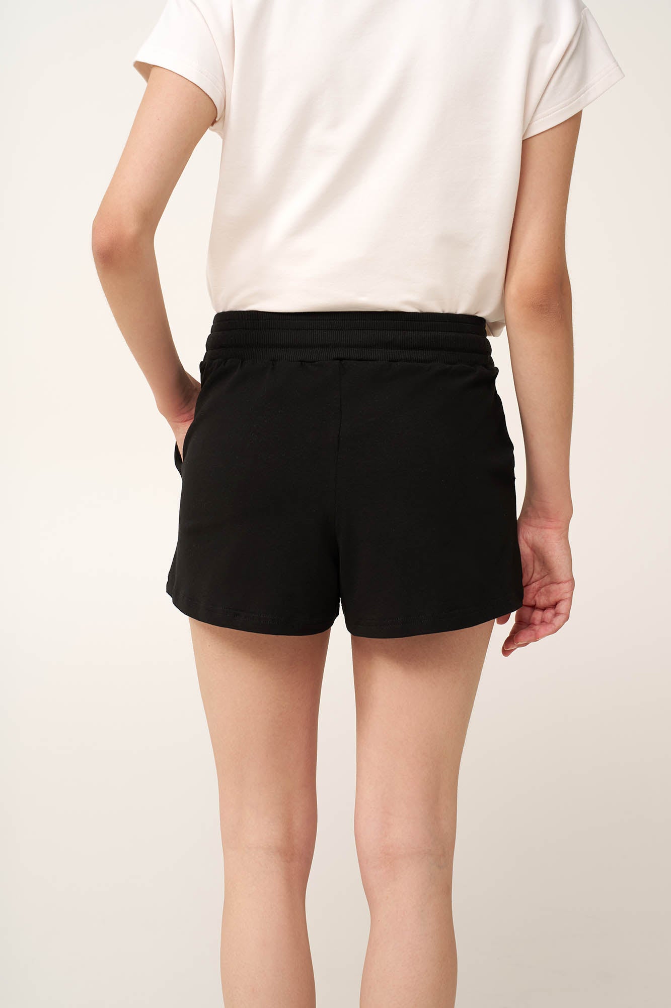 https://assets.vampfashion.com/SOFTONE_TMP_IMAGES/2_0253964090.jpg