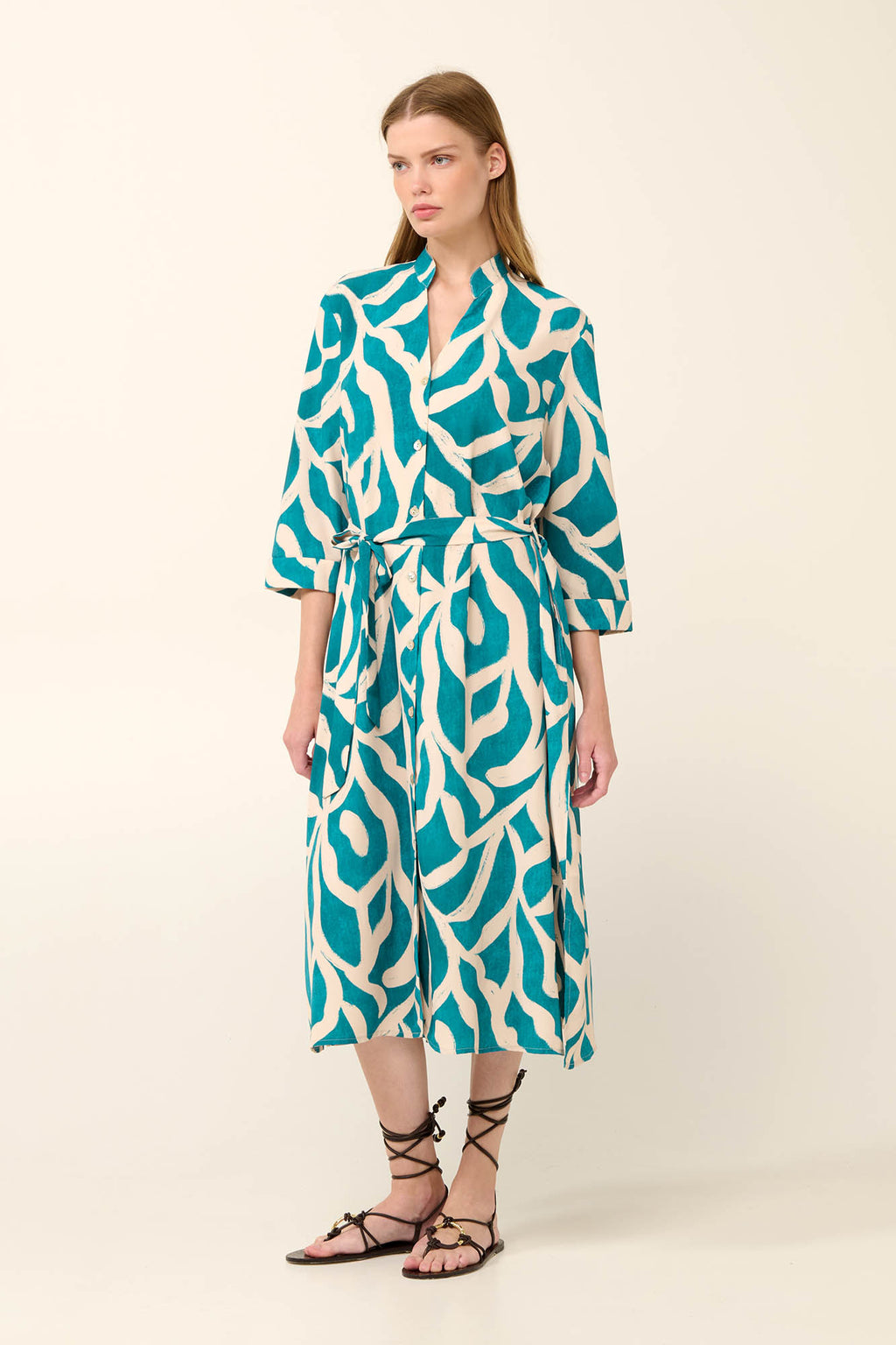 https://assets.vampfashion.com/SOFTONE_TMP_IMAGES/2_0255428441.jpg