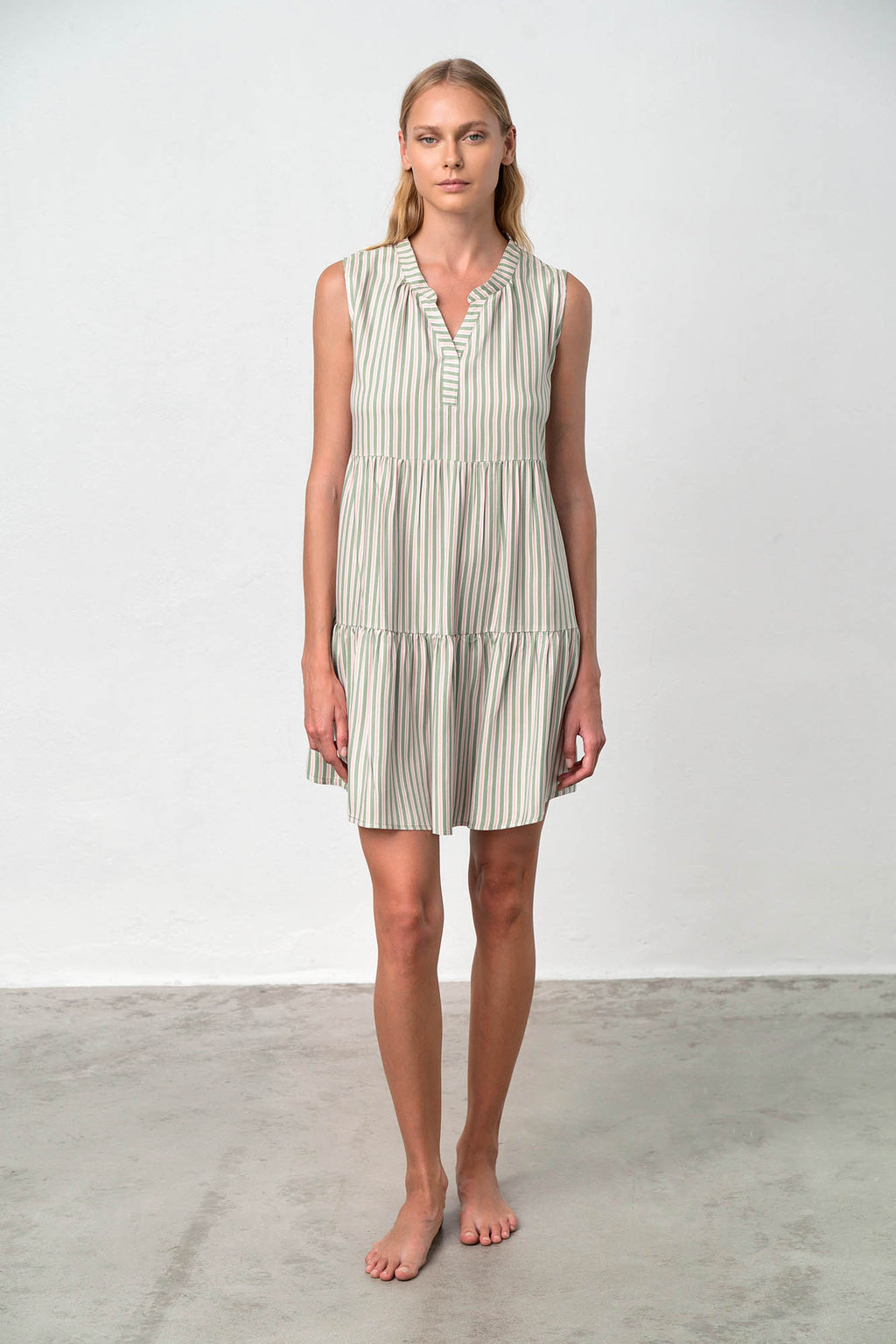 https://assets.vampfashion.com/SOFTONE_TMP_IMAGES/2_0258480255.jpg
