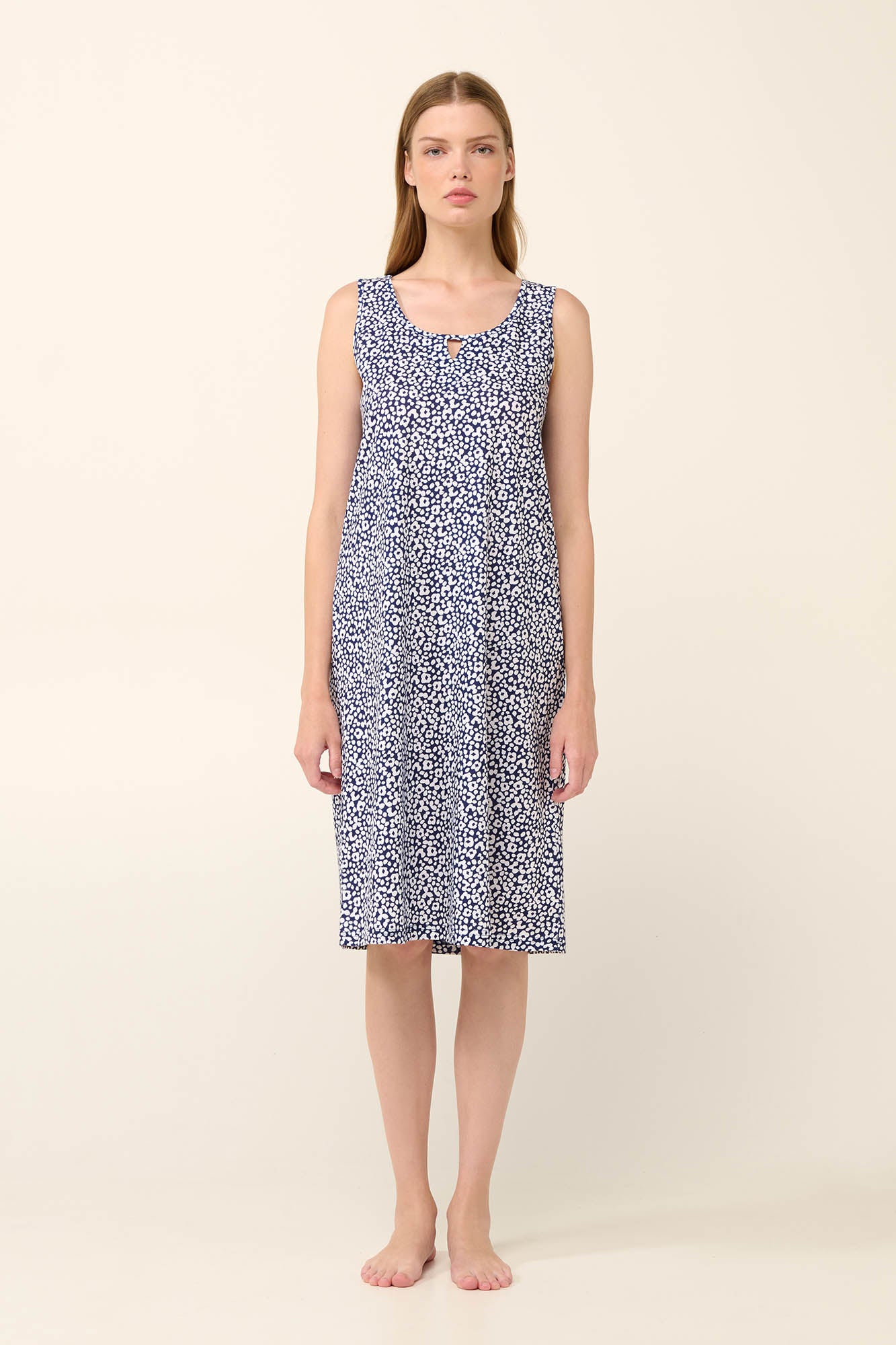 https://assets.vampfashion.com/SOFTONE_TMP_IMAGES/2_0262186568.jpg