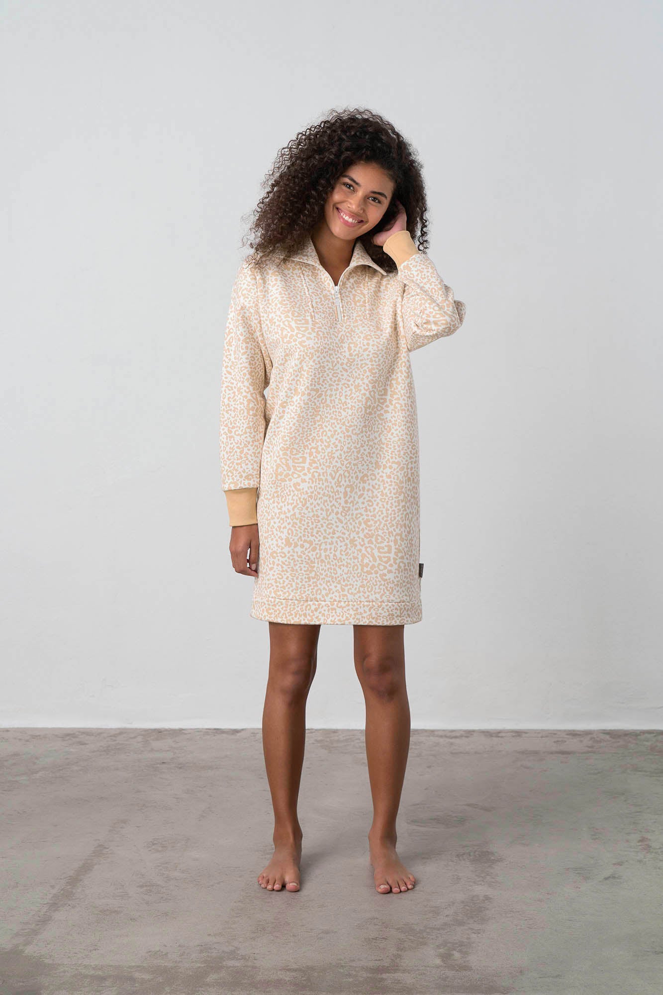 https://assets.vampfashion.com/SOFTONE_TMP_IMAGES/2_0275655065.jpg