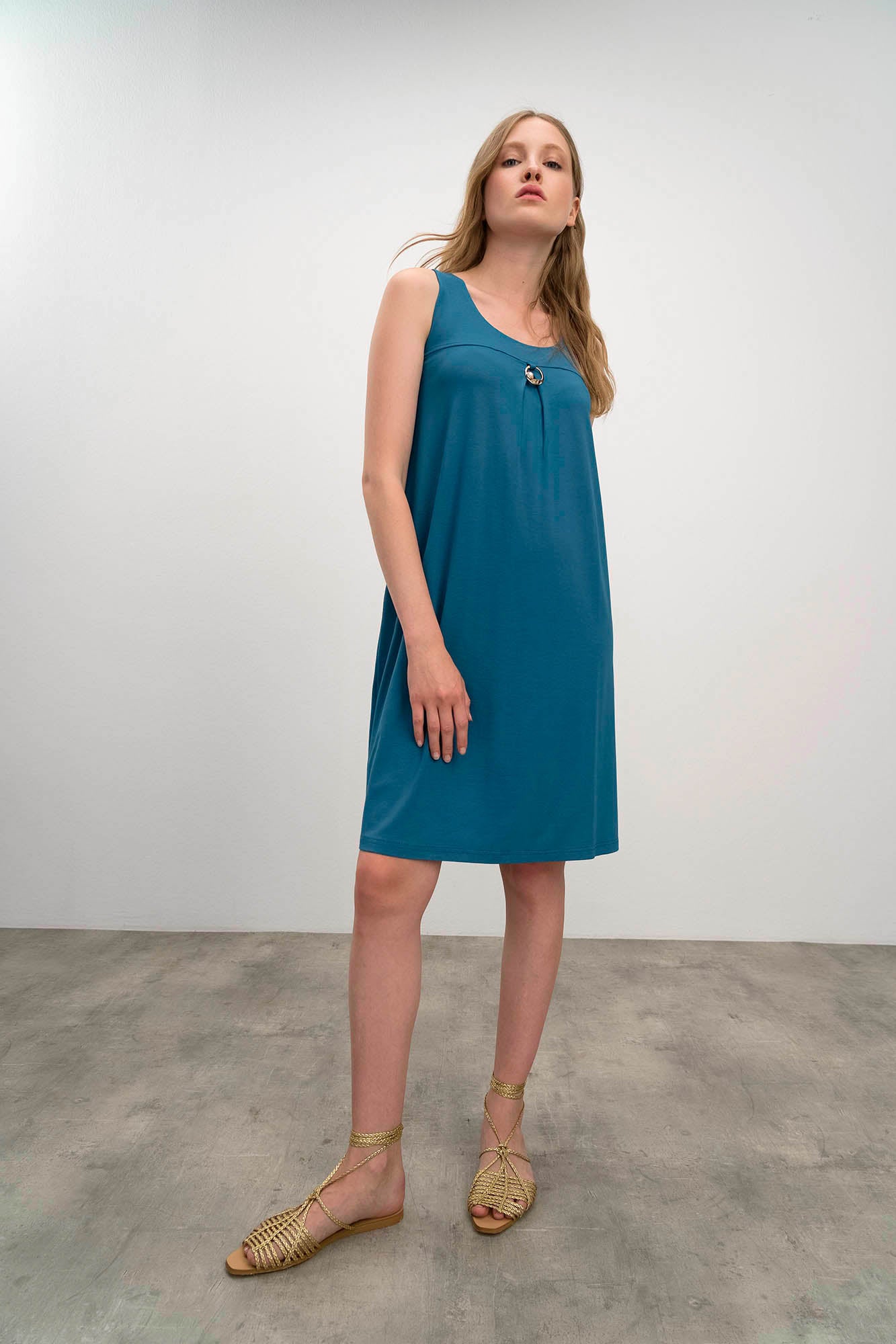 https://assets.vampfashion.com/SOFTONE_TMP_IMAGES/2_0285409074.jpg