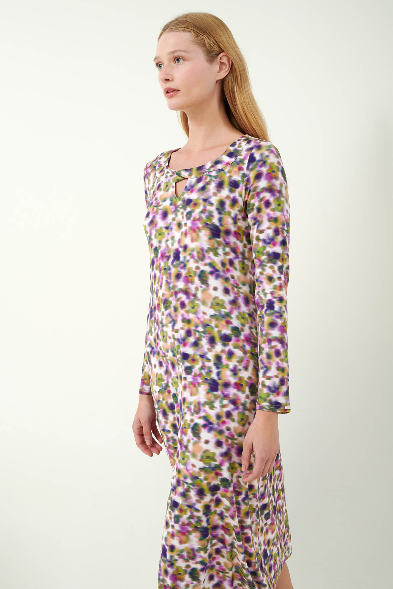 https://assets.vampfashion.com/SOFTONE_TMP_IMAGES/2_0301524160.jpg