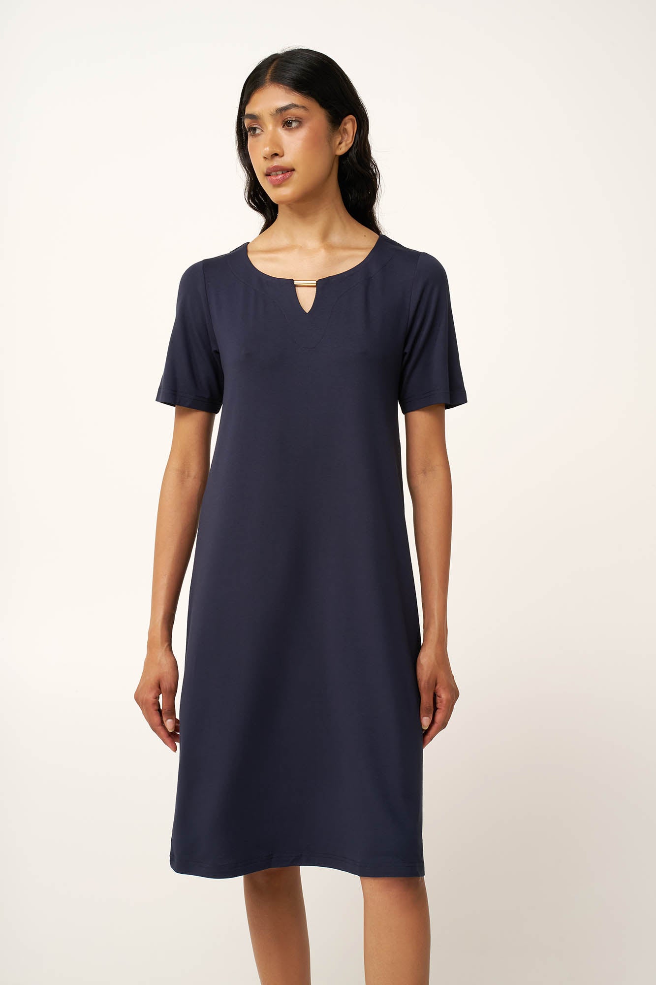 https://assets.vampfashion.com/SOFTONE_TMP_IMAGES/2_0313646921.jpg