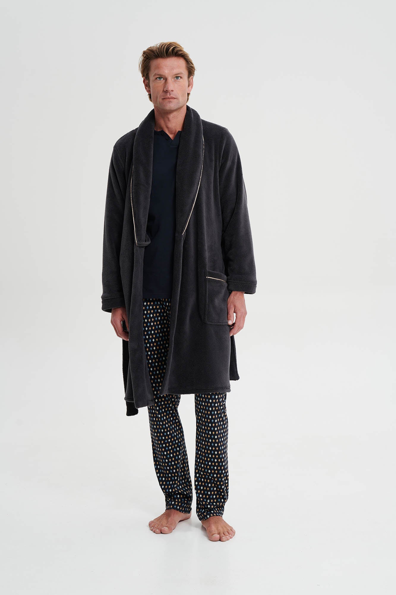 https://assets.vampfashion.com/SOFTONE_TMP_IMAGES/2_0313780498.jpg