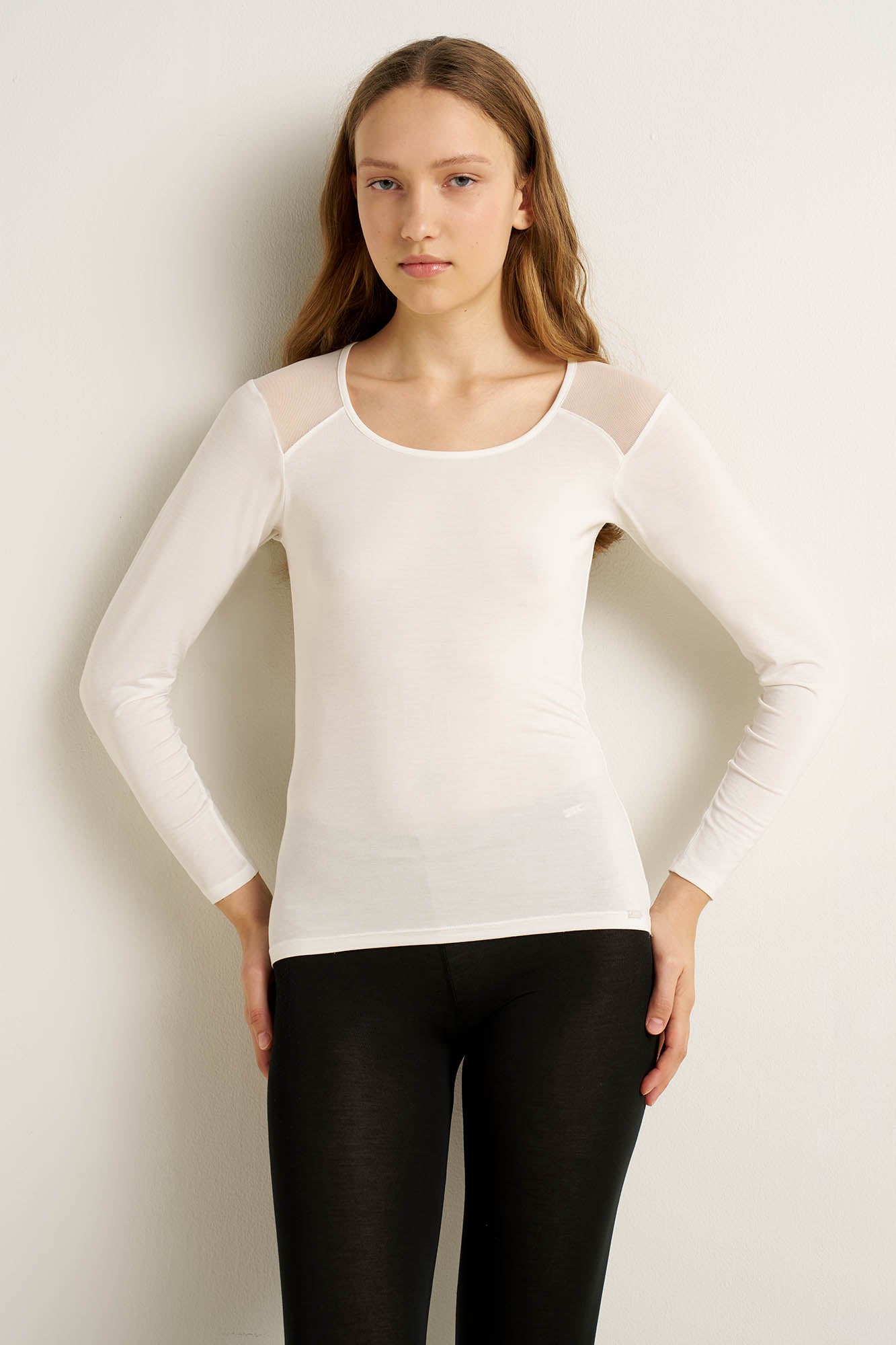https://assets.vampfashion.com/SOFTONE_TMP_IMAGES/2_0314063059.jpg