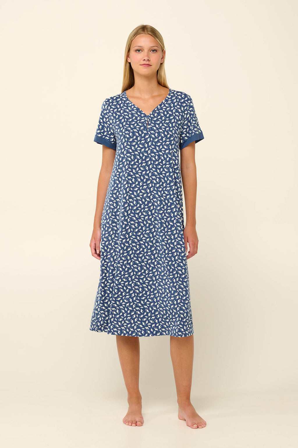 https://assets.vampfashion.com/SOFTONE_TMP_IMAGES/2_0319560322.jpg