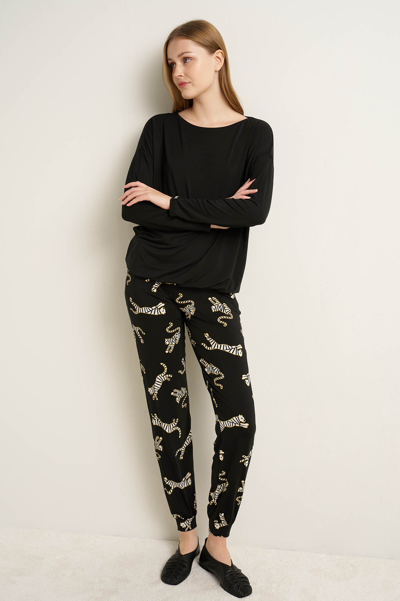 https://assets.vampfashion.com/SOFTONE_TMP_IMAGES/2_0321854756.jpg