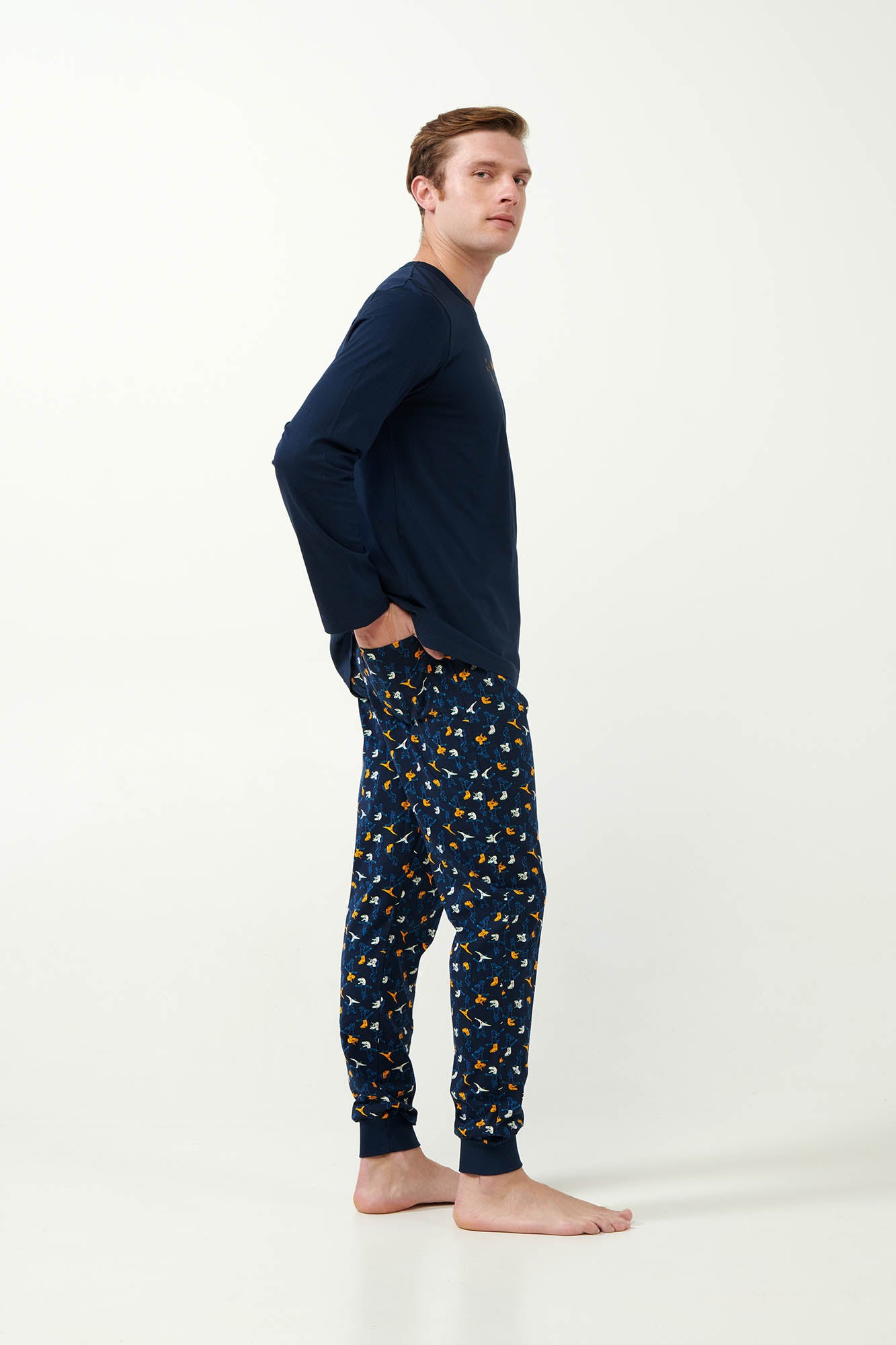https://assets.vampfashion.com/SOFTONE_TMP_IMAGES/2_0323740415.jpg