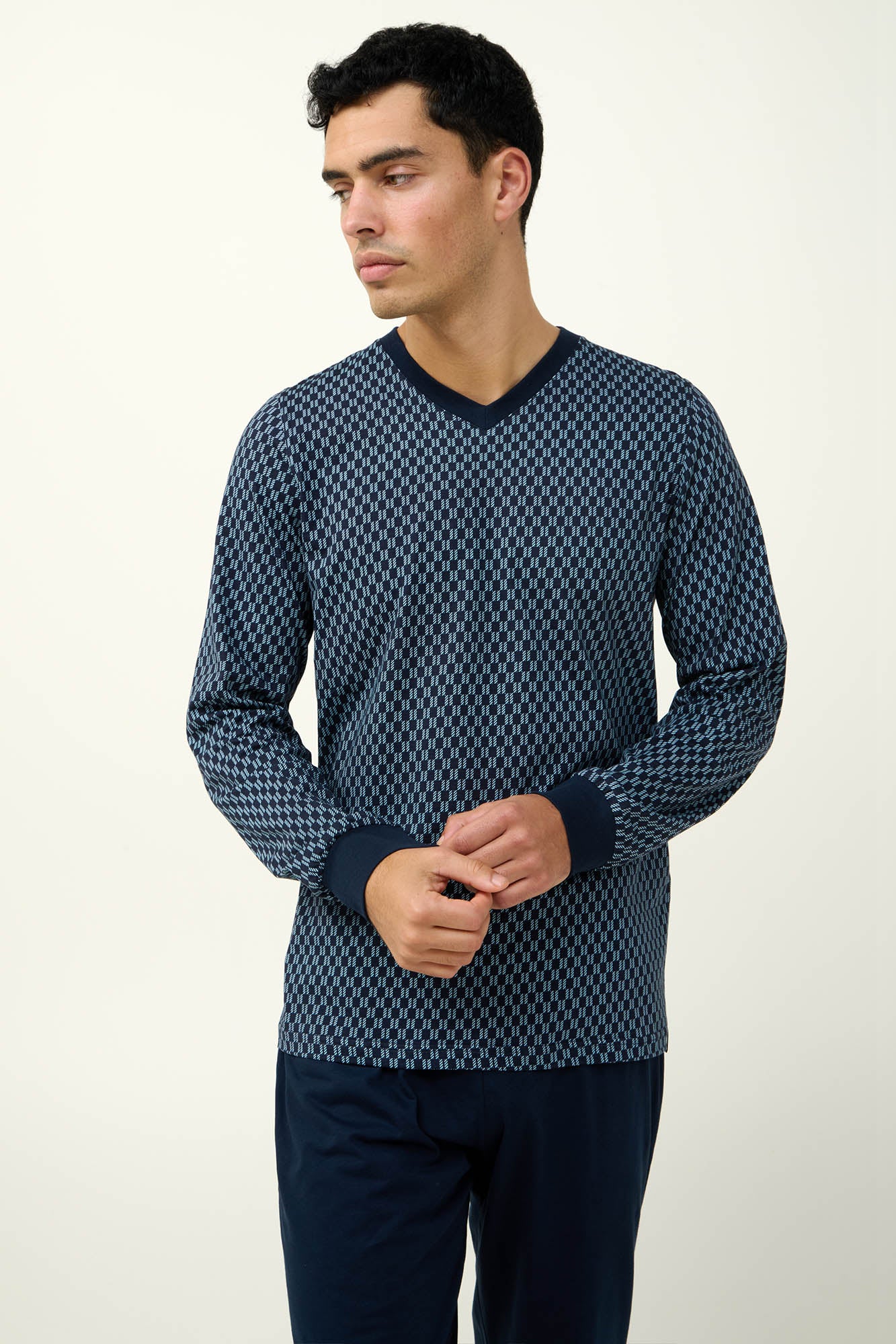 https://assets.vampfashion.com/SOFTONE_TMP_IMAGES/2_0333192200.jpg