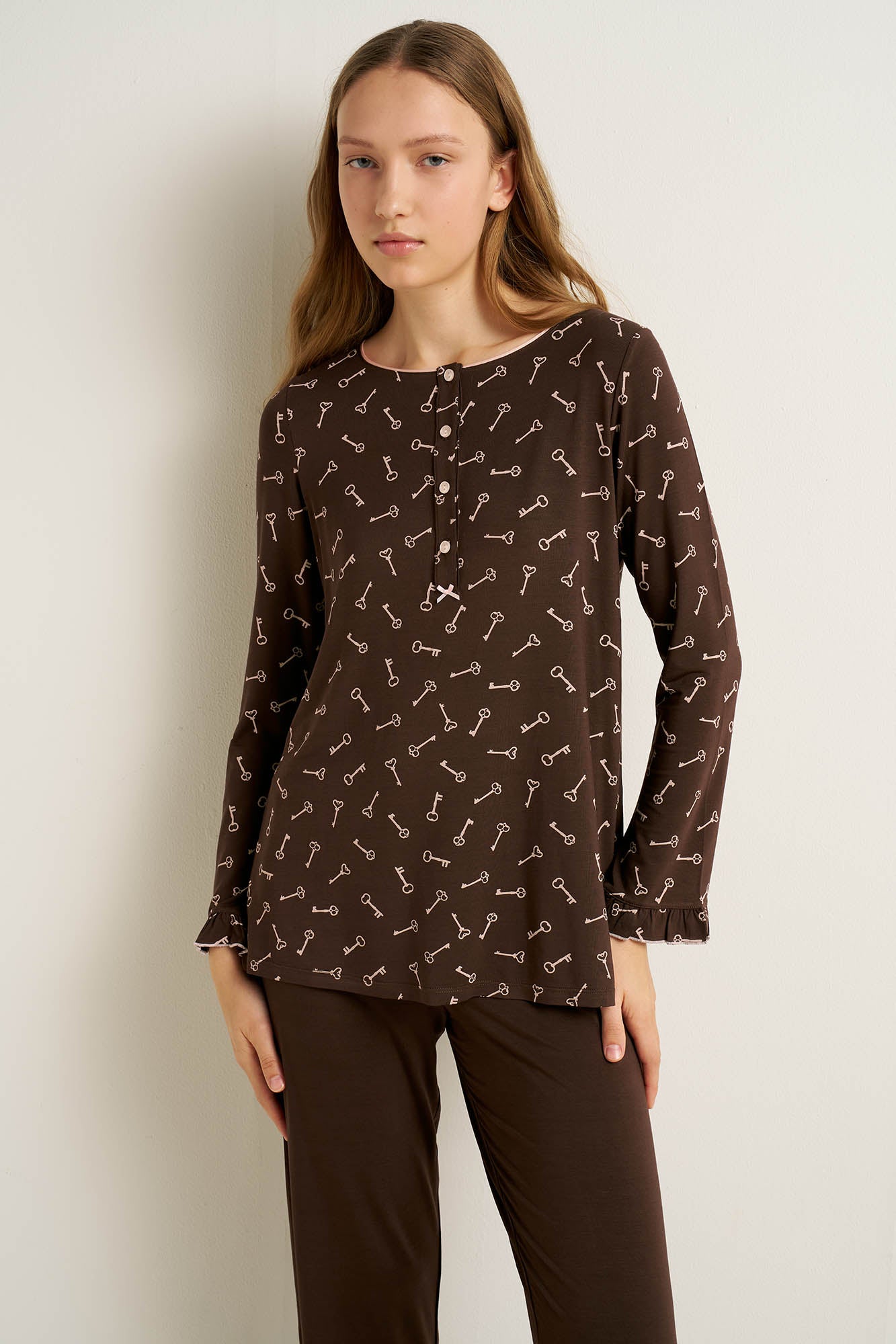 https://assets.vampfashion.com/SOFTONE_TMP_IMAGES/2_0342026250.jpg