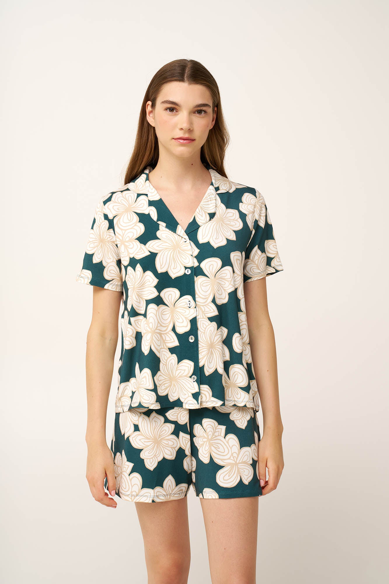 https://assets.vampfashion.com/SOFTONE_TMP_IMAGES/2_0342305147.jpg