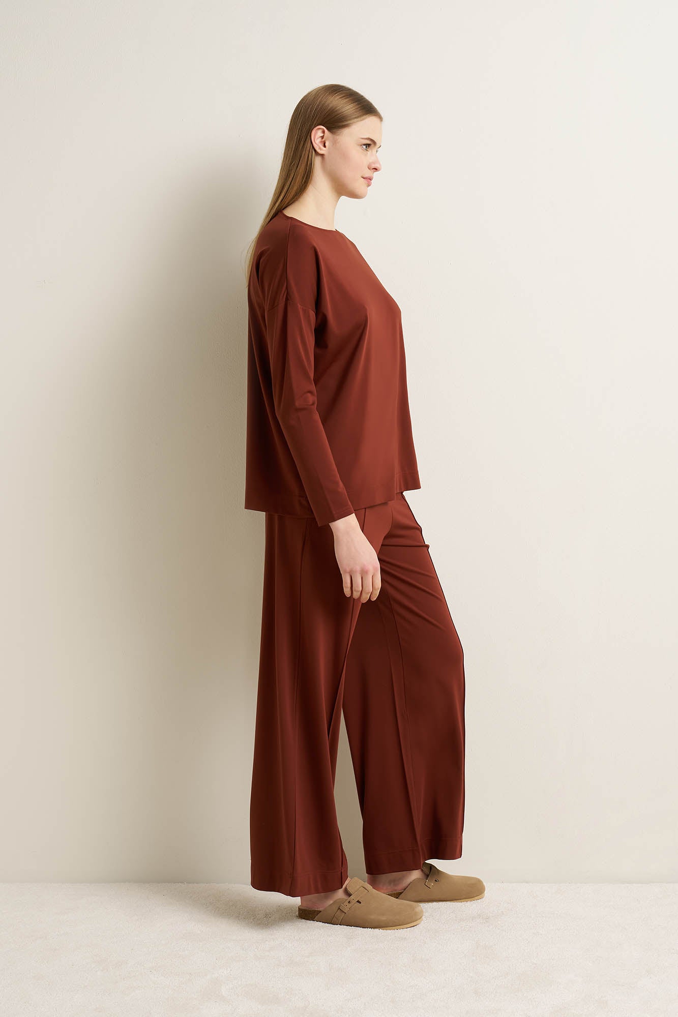 https://assets.vampfashion.com/SOFTONE_TMP_IMAGES/2_0342947692.jpg