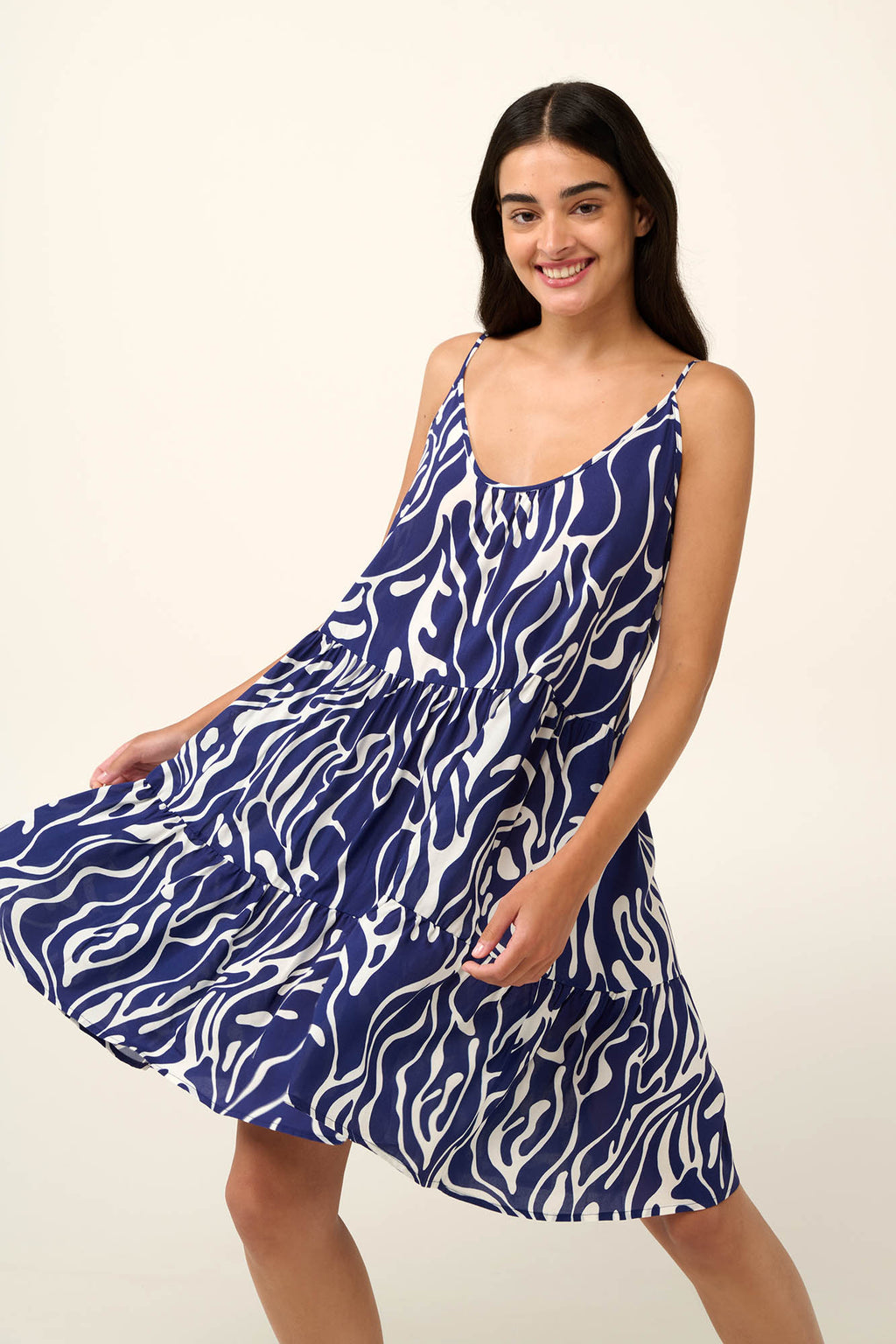 https://assets.vampfashion.com/SOFTONE_TMP_IMAGES/2_0344352123.jpg