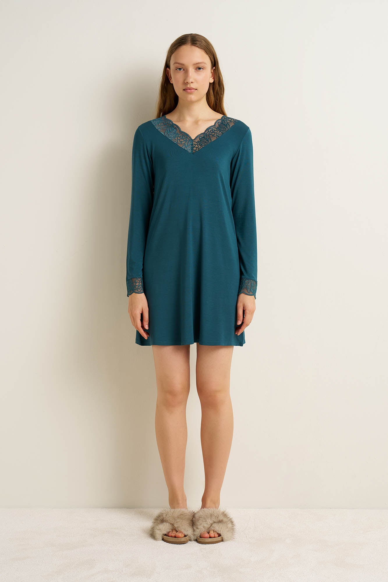 https://assets.vampfashion.com/SOFTONE_TMP_IMAGES/2_0355654915.jpg