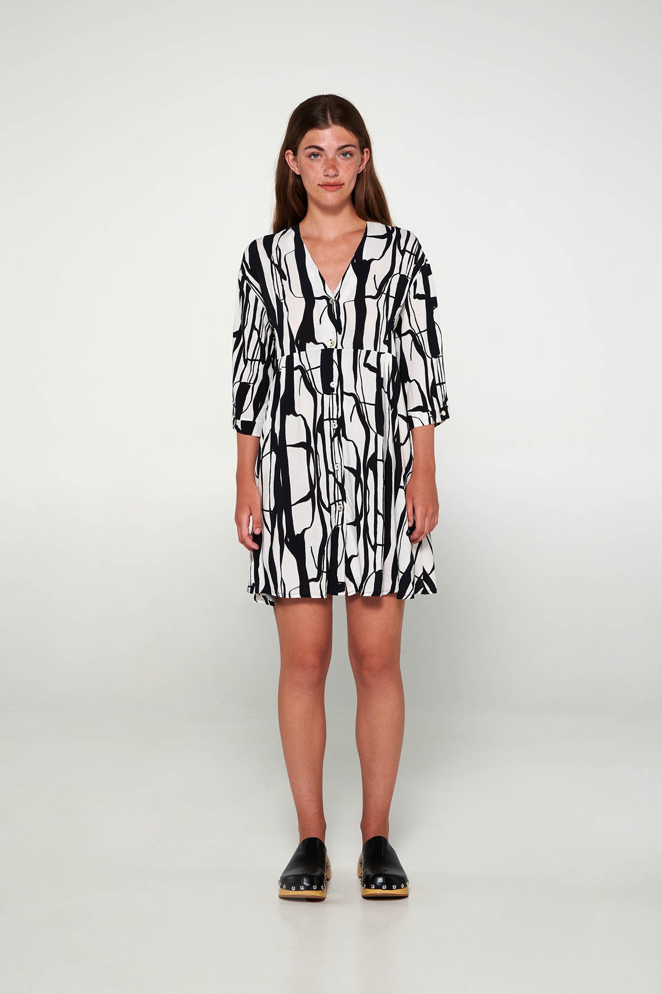 Vamp - Εμπριμέ Κουμπωτό Καφτάνι