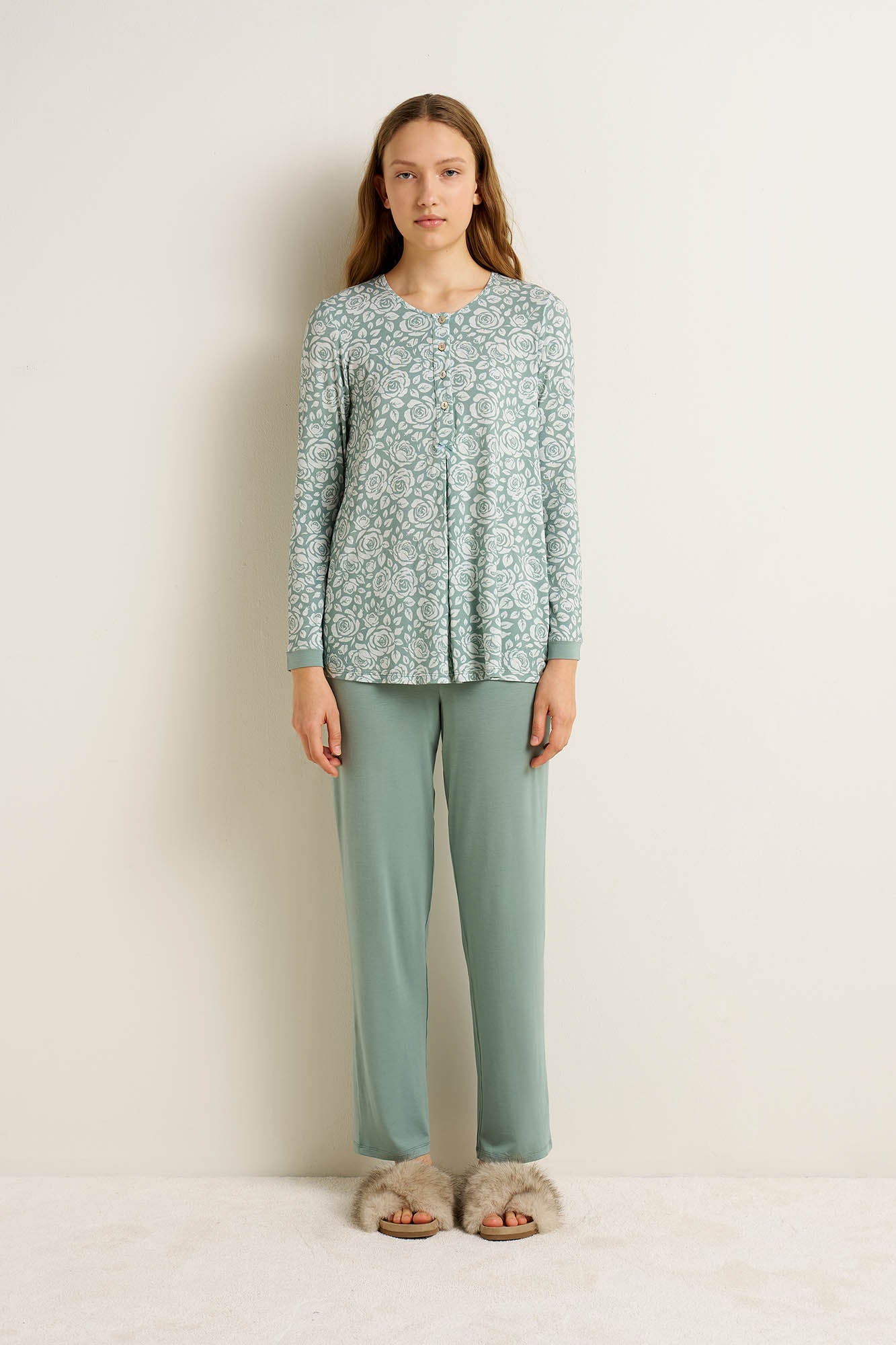 https://assets.vampfashion.com/SOFTONE_TMP_IMAGES/2_0391220888.jpg