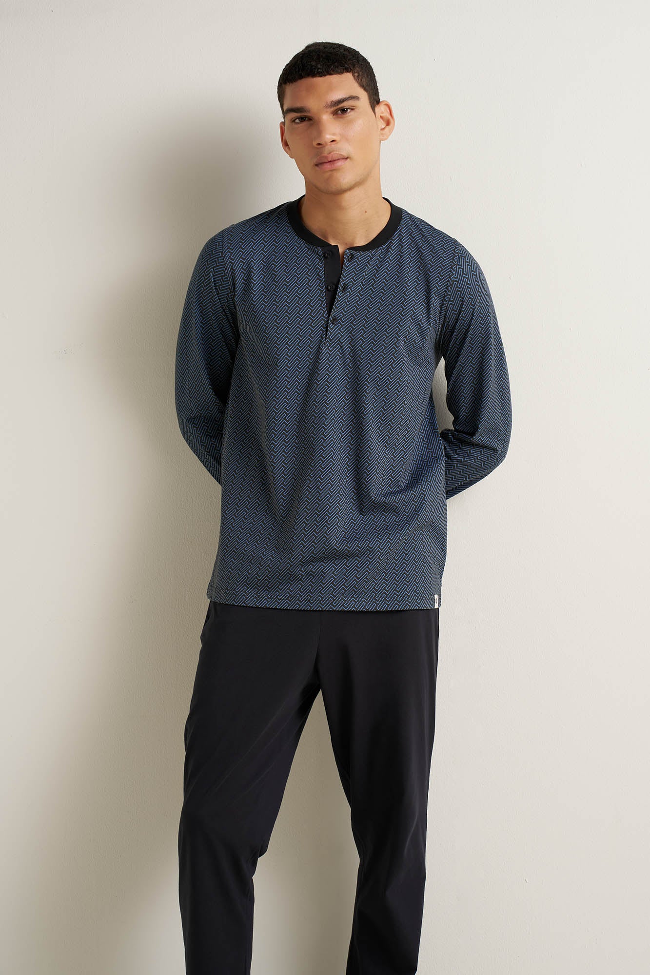 https://assets.vampfashion.com/SOFTONE_TMP_IMAGES/2_0406359581.jpg