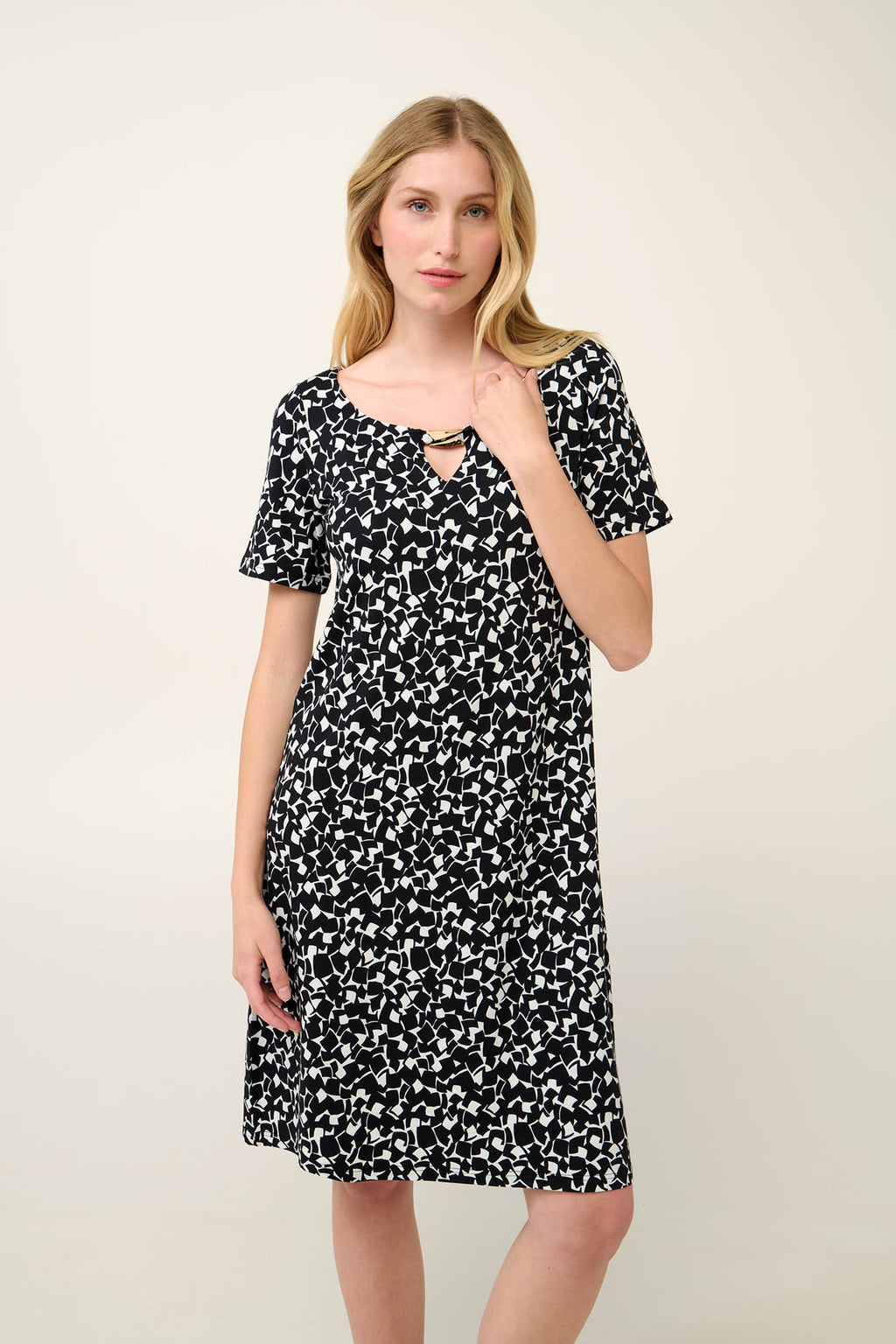 https://assets.vampfashion.com/SOFTONE_TMP_IMAGES/2_0410386998.jpg